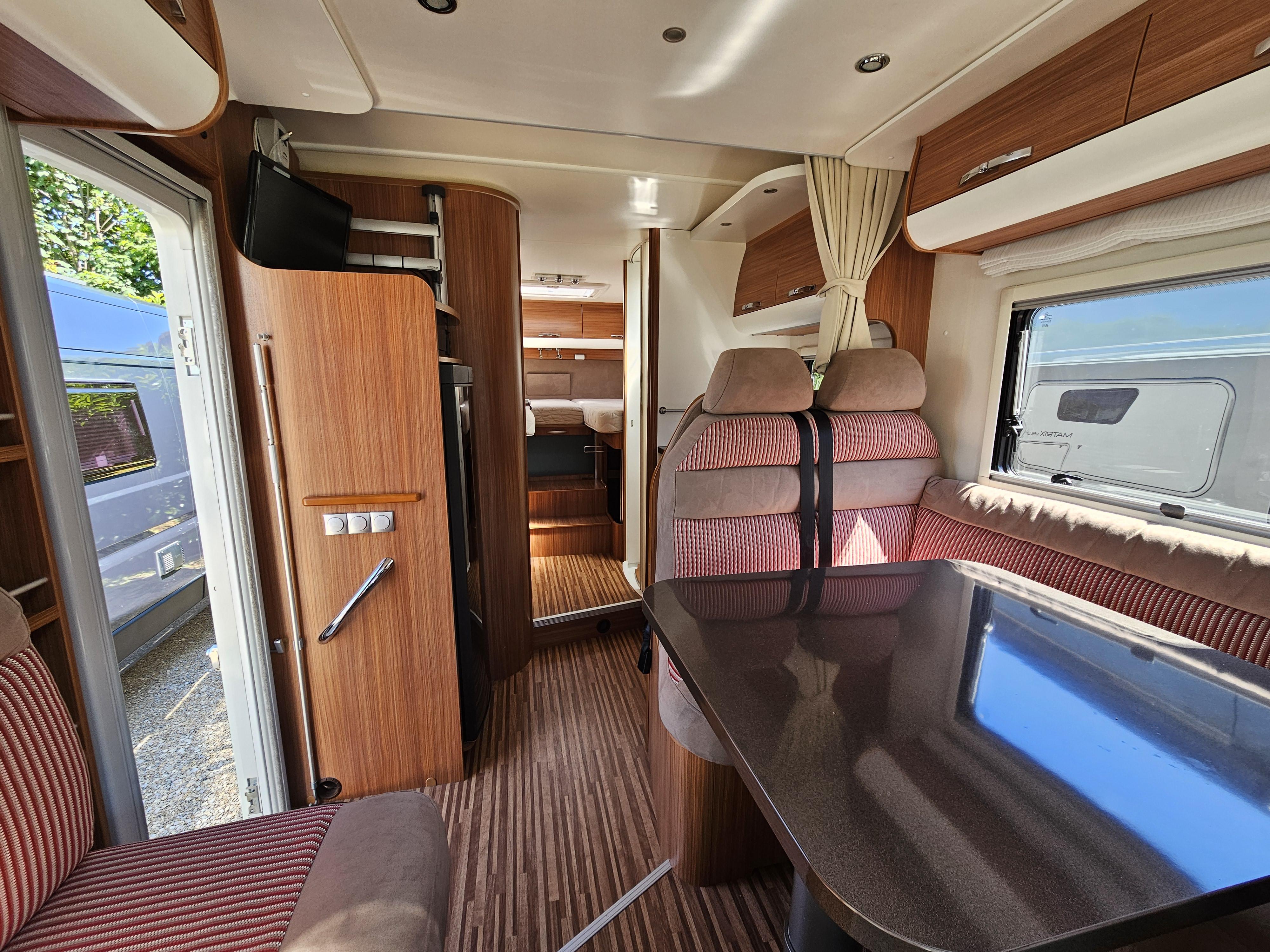  - 3 - ADRIA MATRIX 680 SL 
