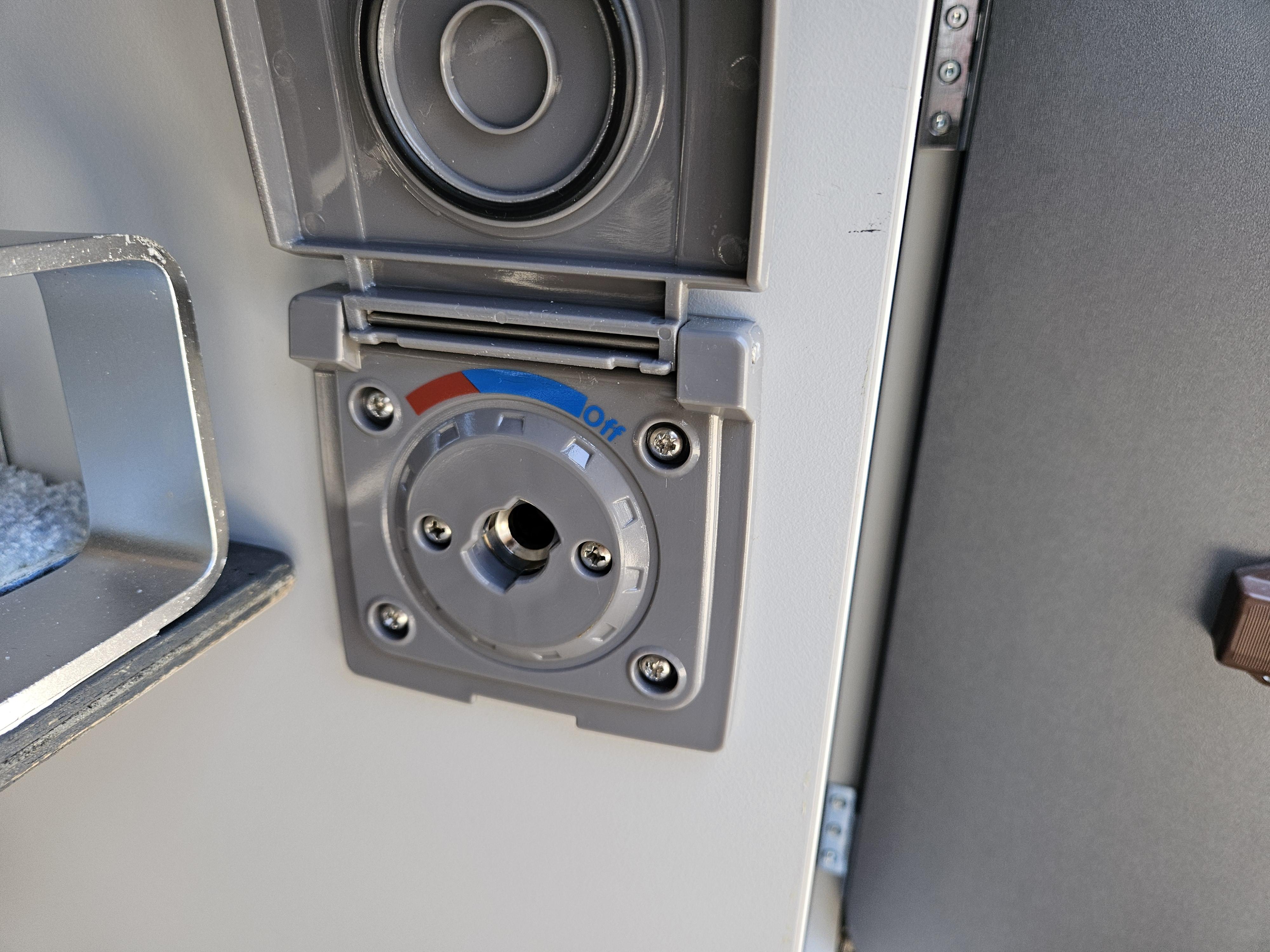 - 7 - BAVARIA K600J PREMIUM 