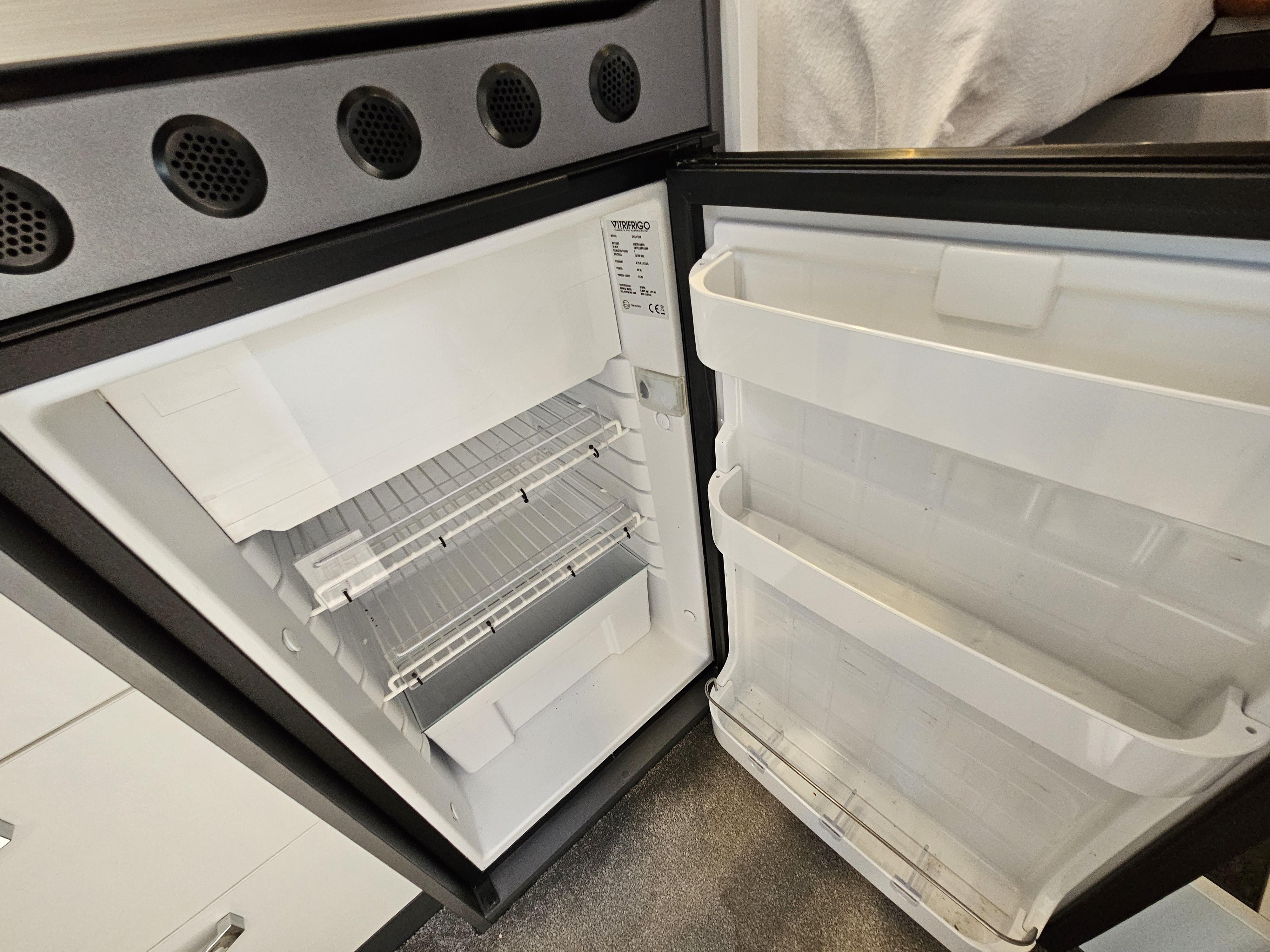  - 20 - BAVARIA K600J PREMIUM 