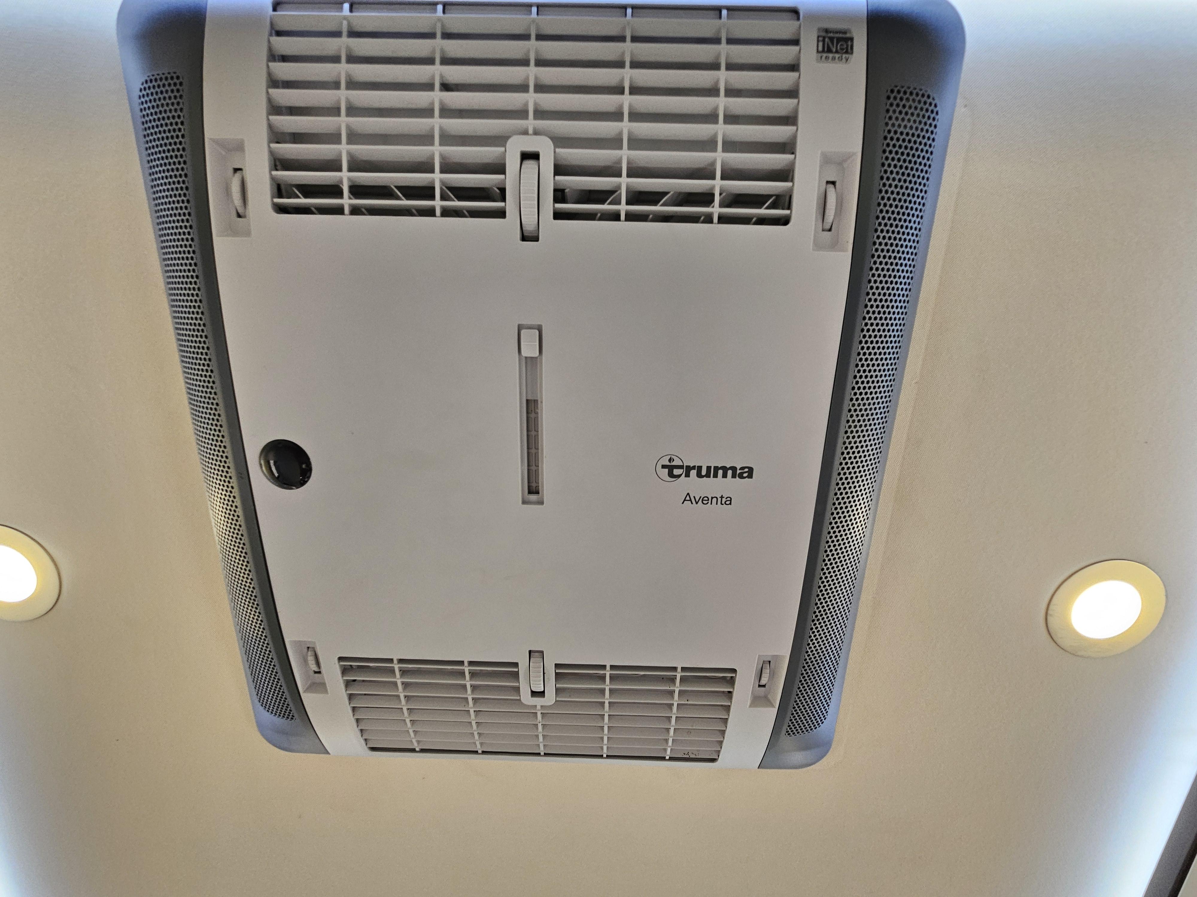  - 24 - BAVARIA K600J PREMIUM 