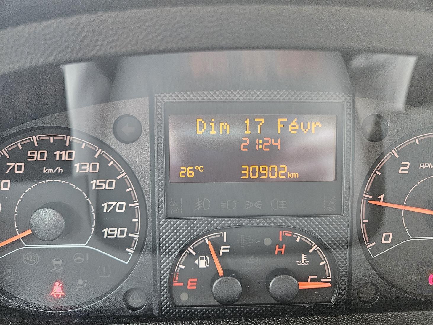  - 8 - BAVARIA K600G 