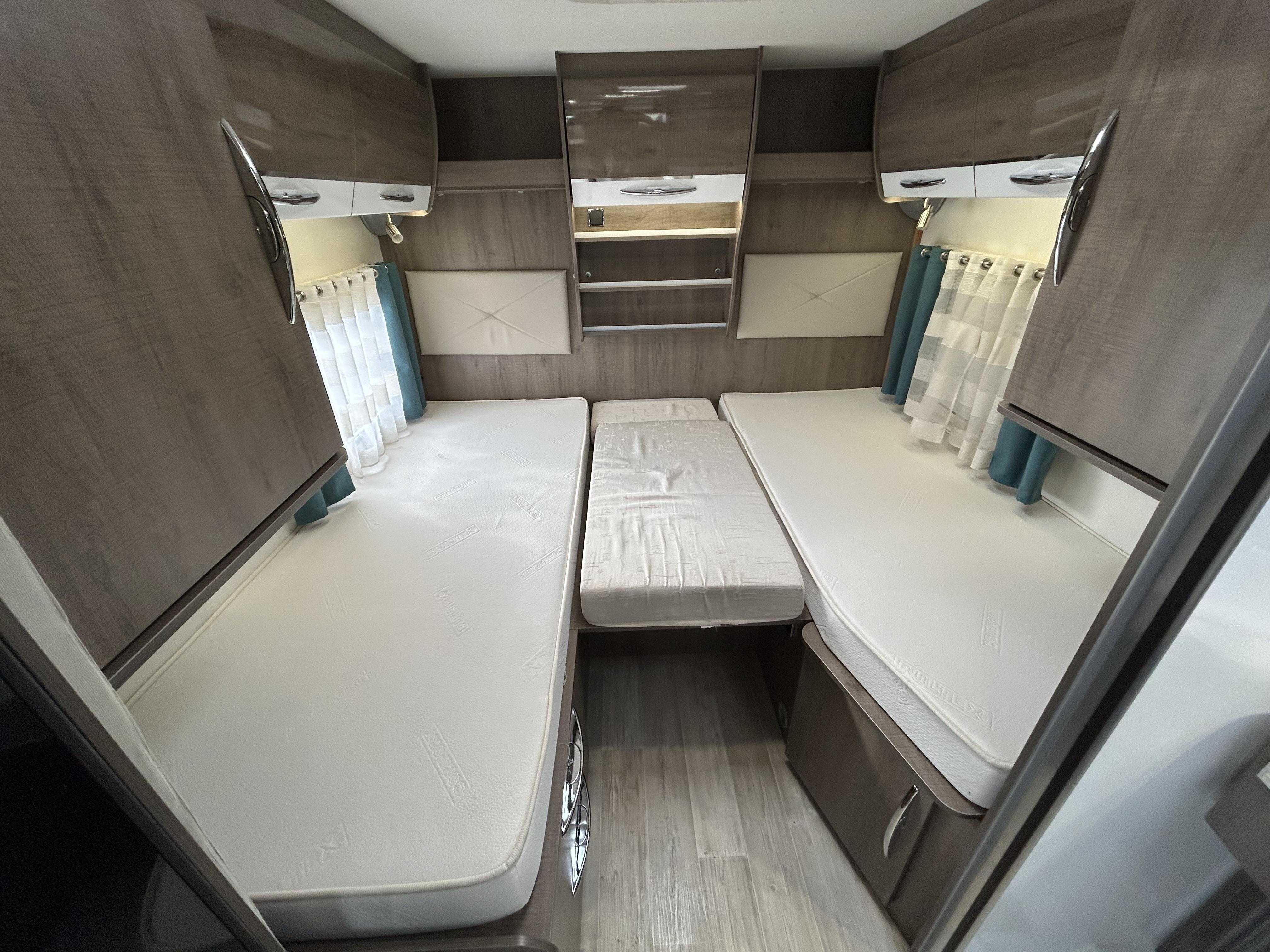  - 10 - BAVARIA T650 GJ STYLE 