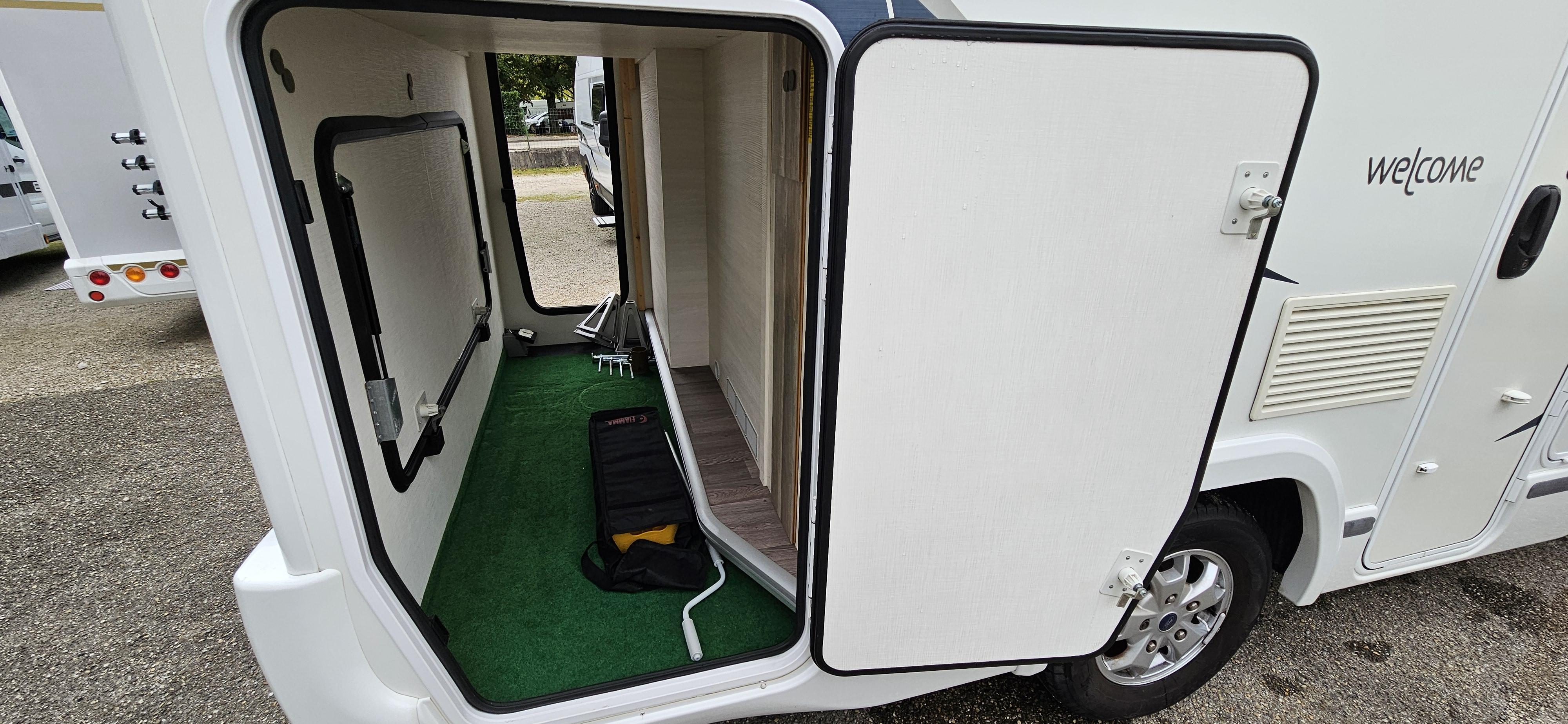  - 6 - CHAUSSON WELCOME 610 