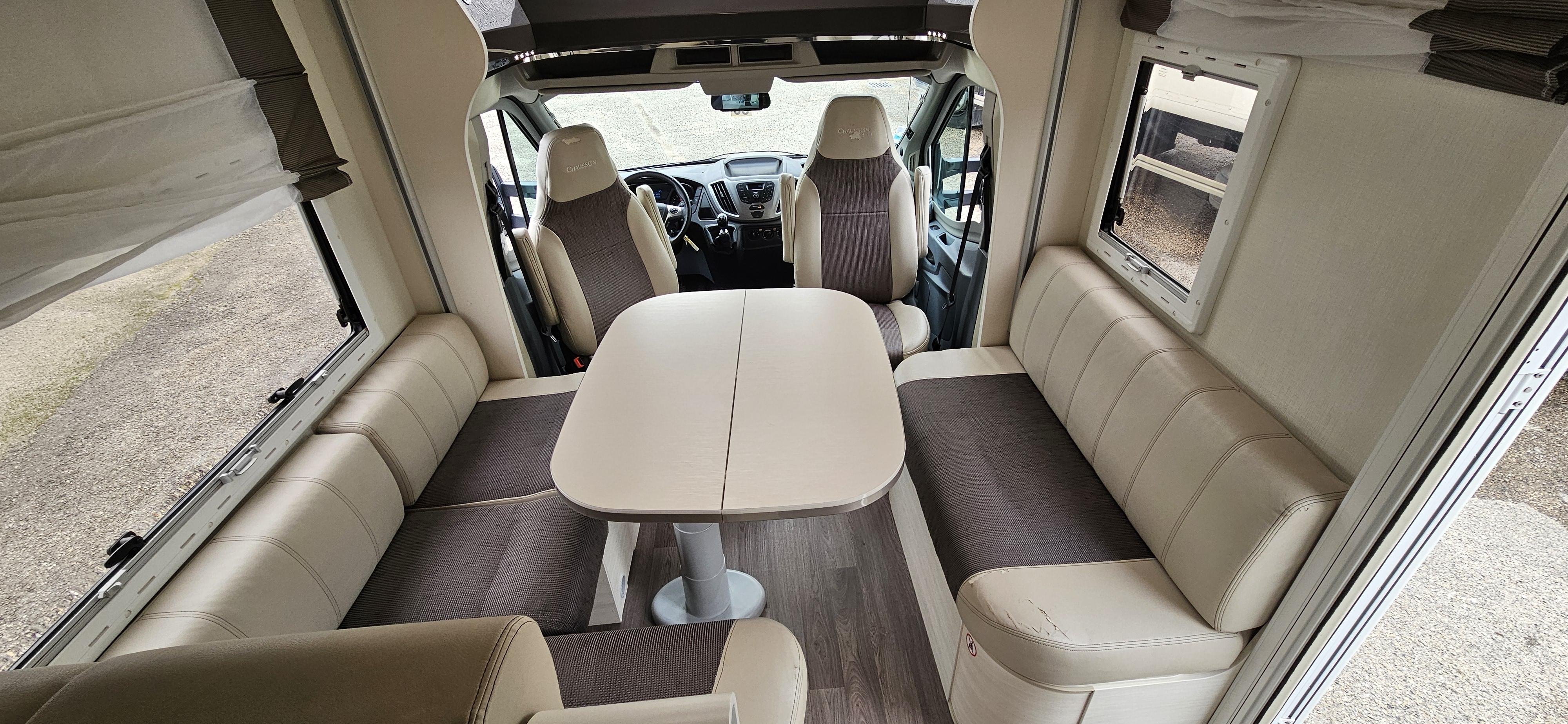  - 13 - CHAUSSON WELCOME 610 