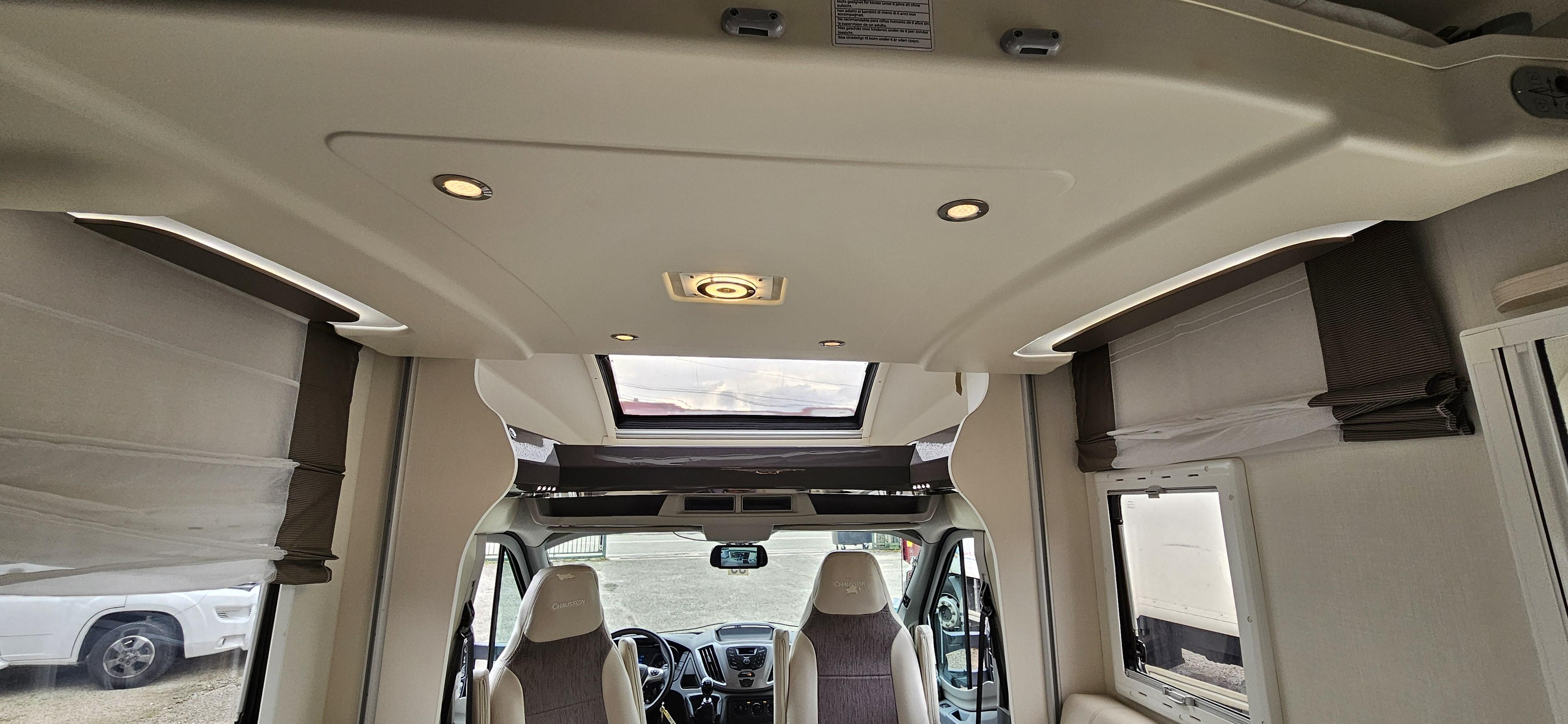  - 14 - CHAUSSON WELCOME 610 