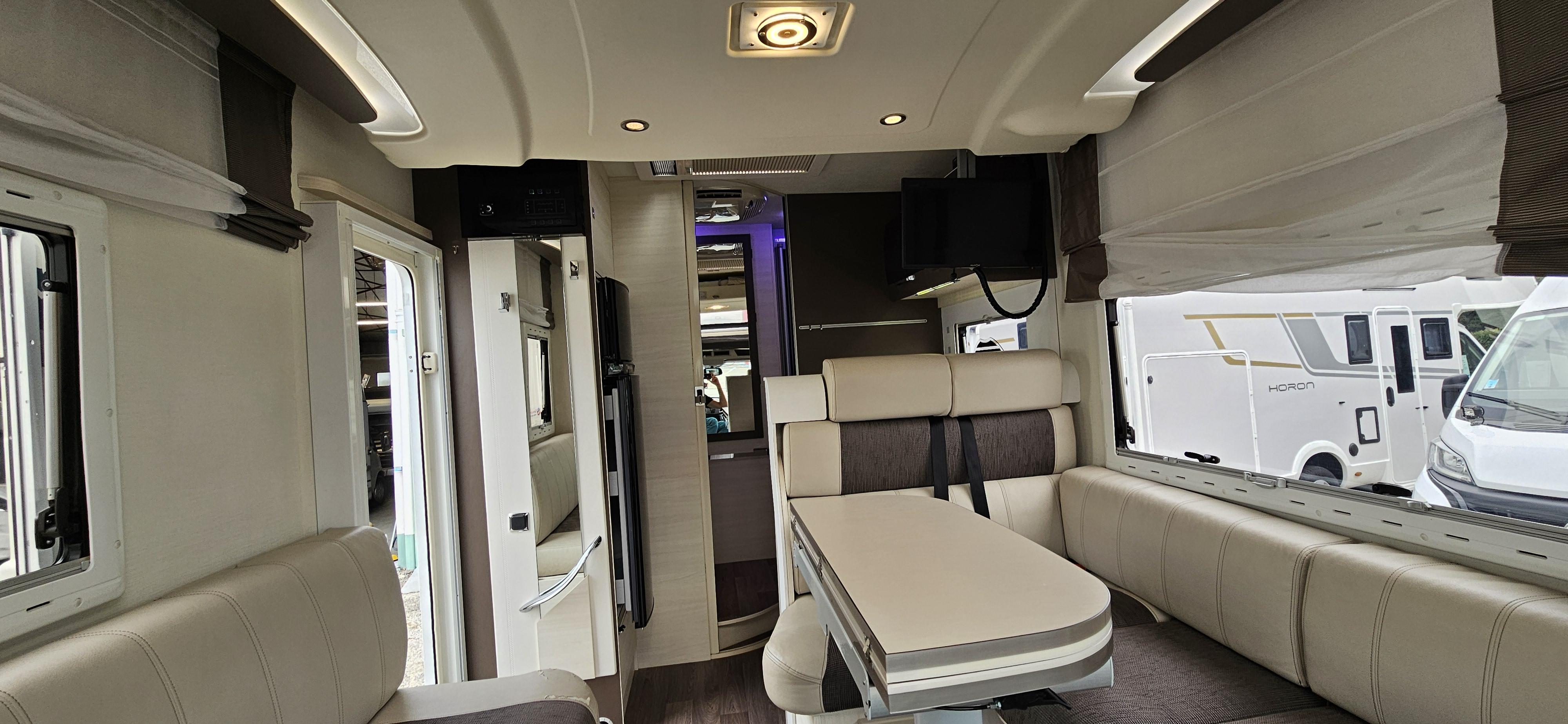  - 15 - CHAUSSON WELCOME 610 