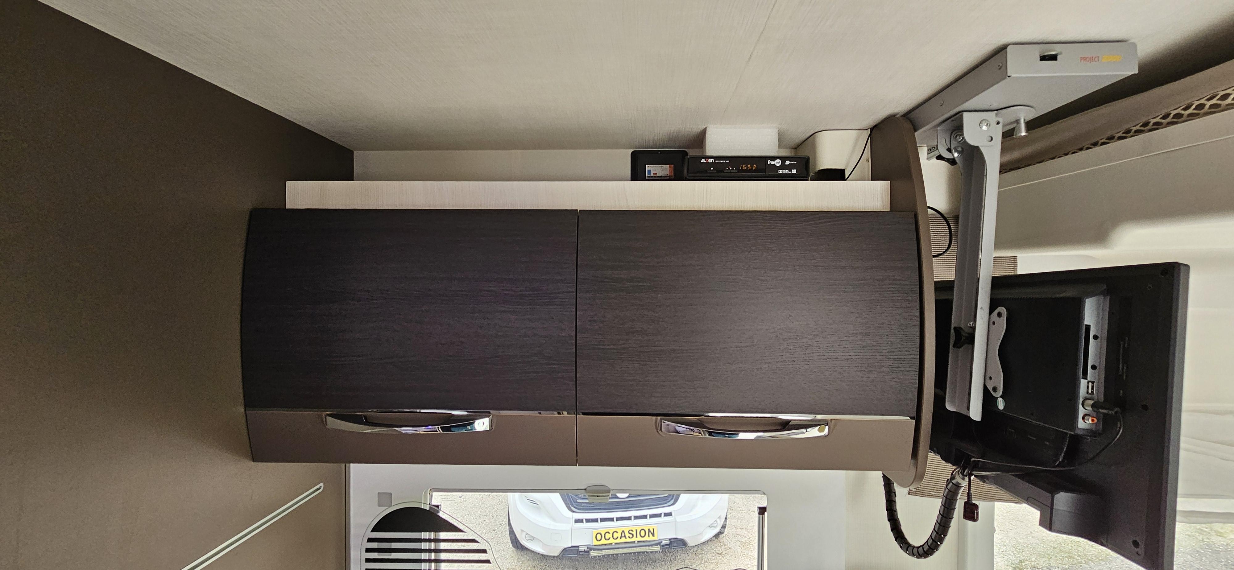  - 17 - CHAUSSON WELCOME 610 