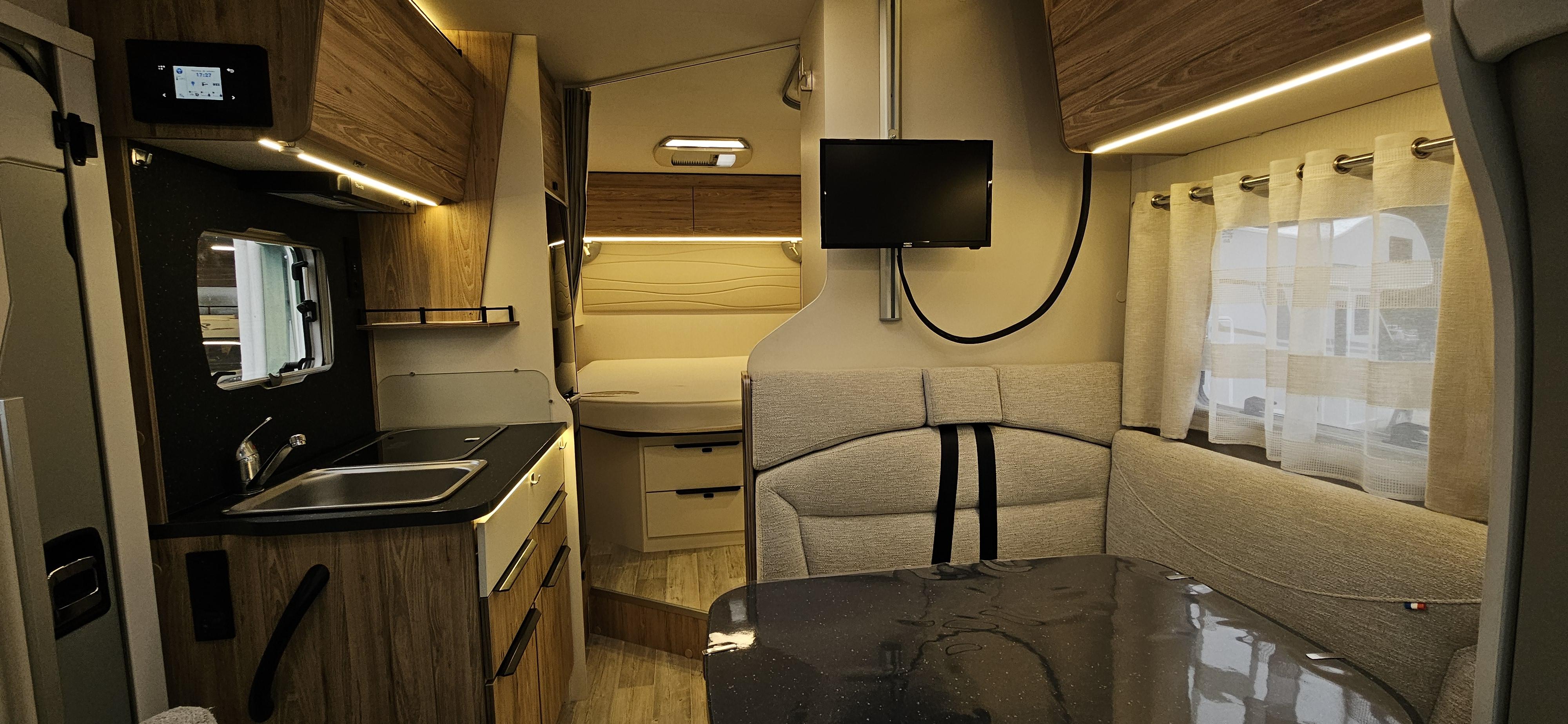  - 19 - BAVARIA T650C STYLE 