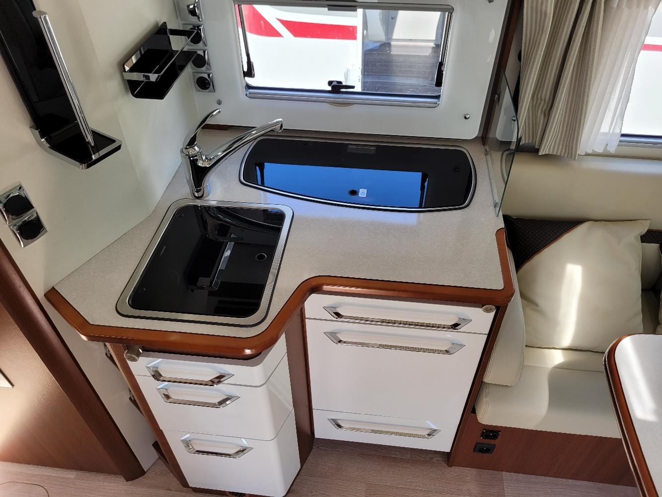  - 7 - RAPIDO DISTINCTION I96 