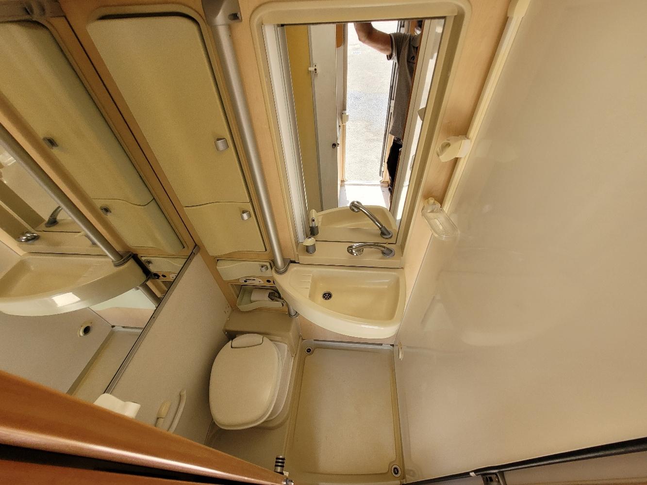  - 11 - HYMER HYMER CAMP 544 K 