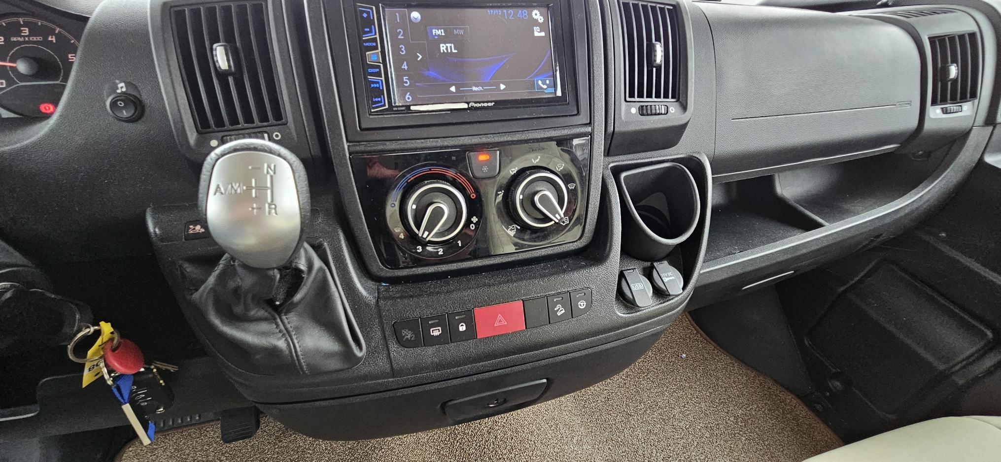  - 13 - RAPIDO 8096 DF PREMIUM EDITION 