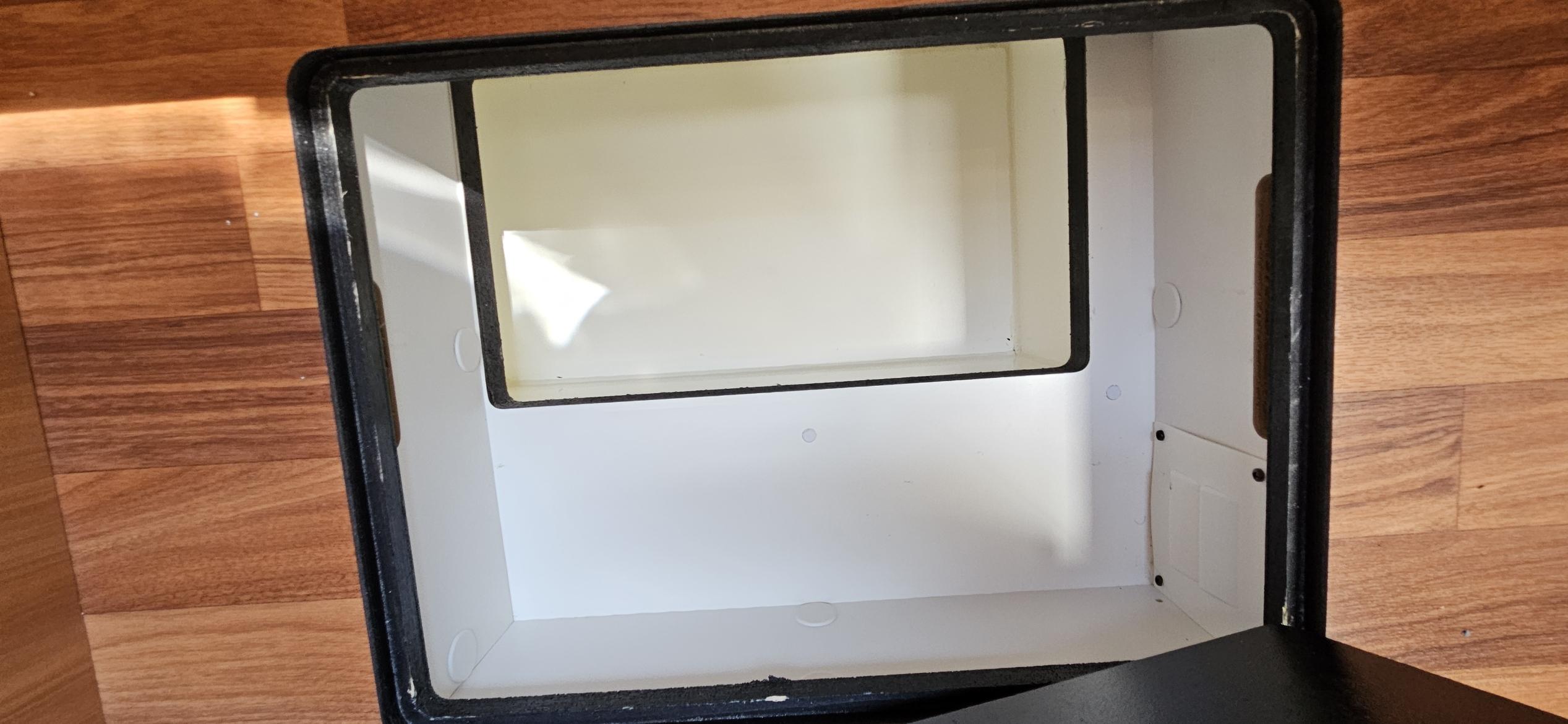  - 25 - HYMER B698 