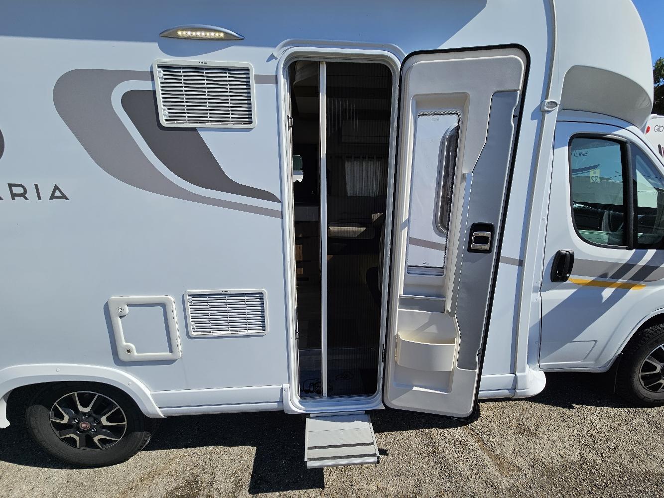  - 5 - BAVARIA T 726 FC NOMADE 