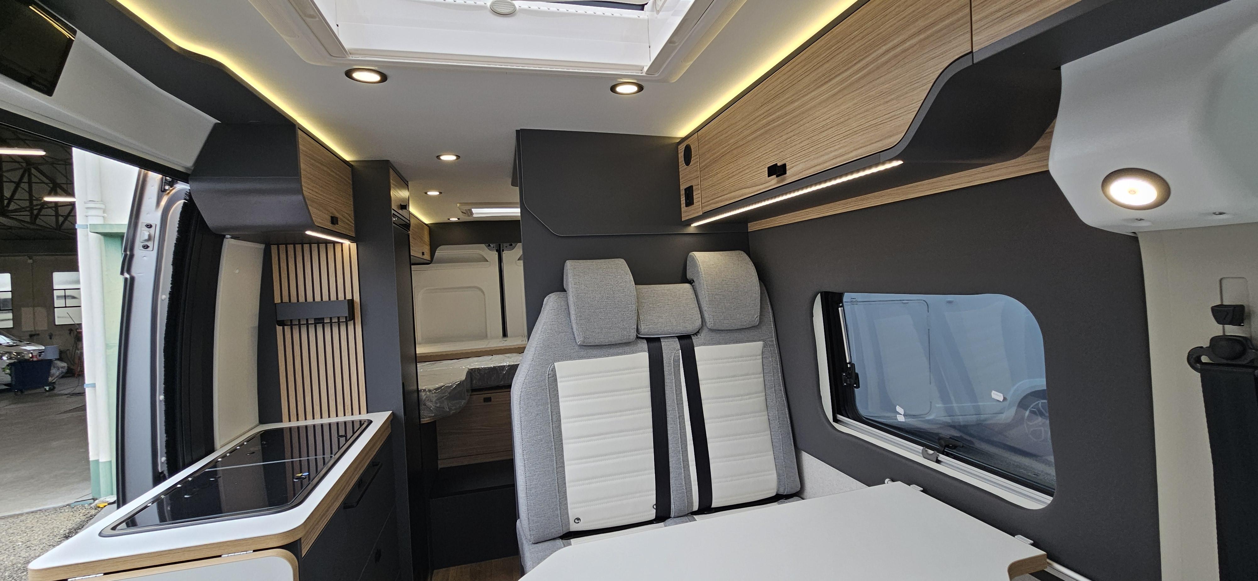  - 17 - BAVARIA K630J NOMADE 