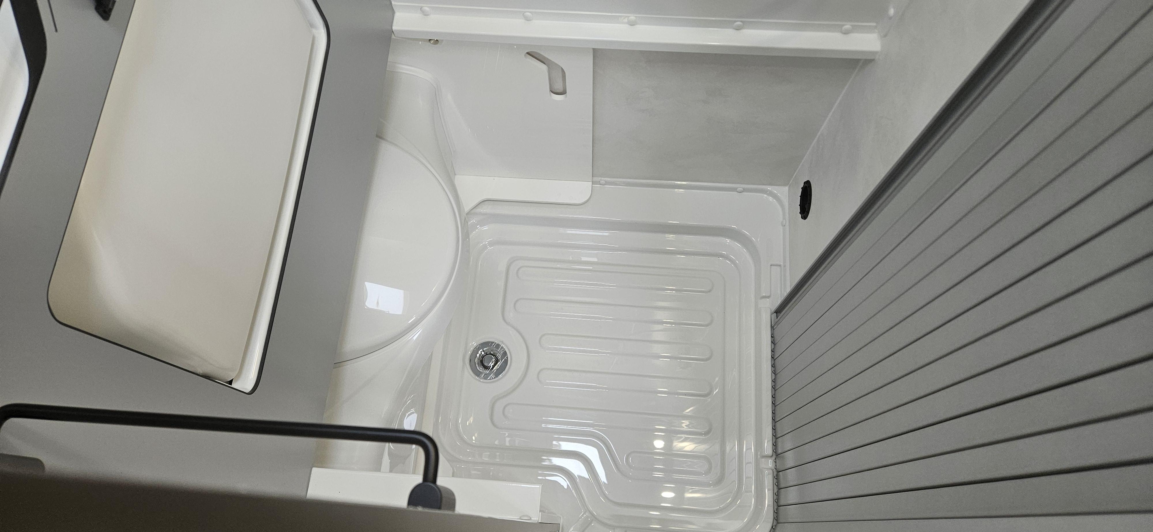  - 20 - BAVARIA K630J NOMADE 