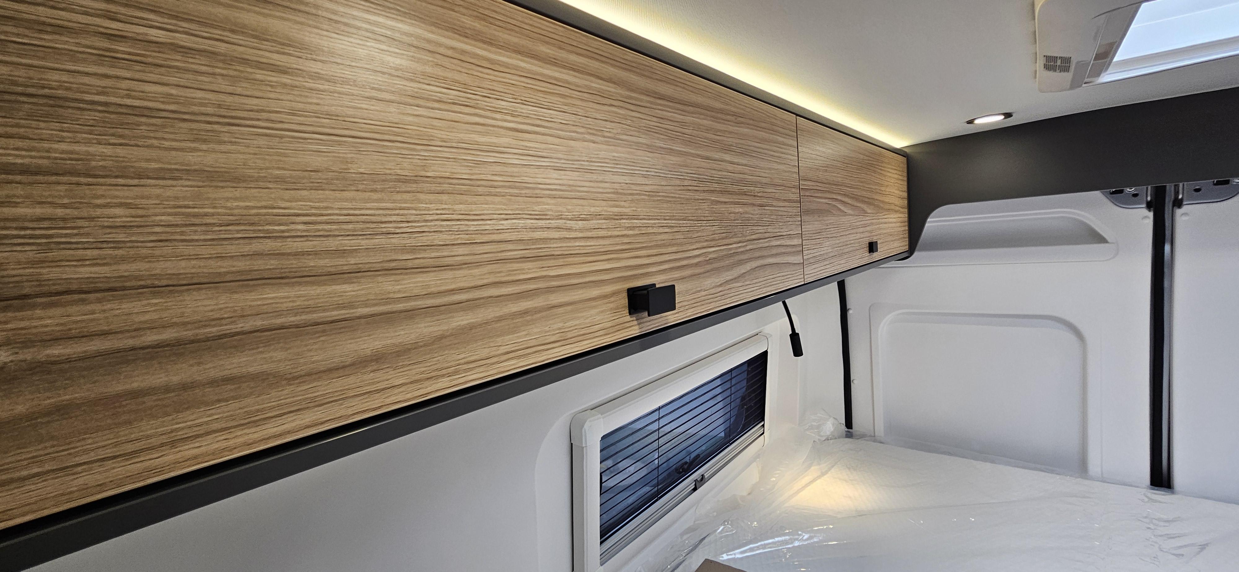  - 30 - BAVARIA K630J NOMADE 