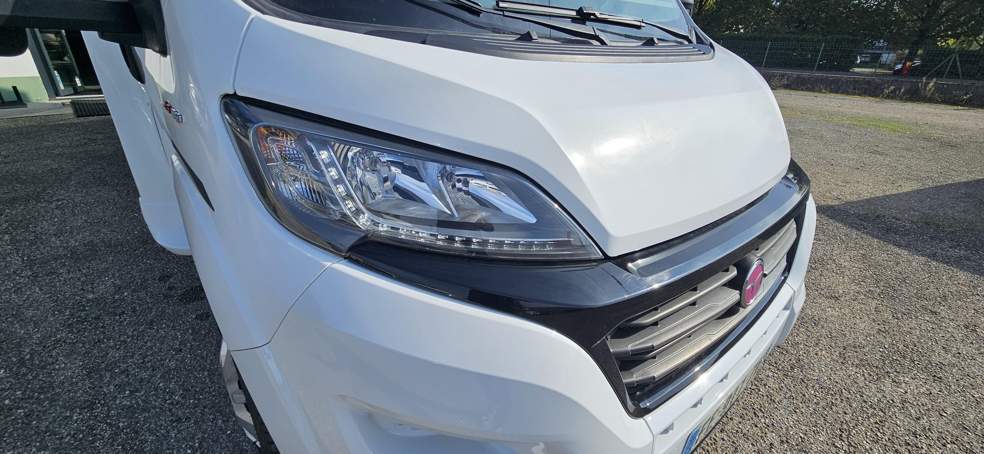  - 1 - PILOTE P 746 FC ESSENTIEL 