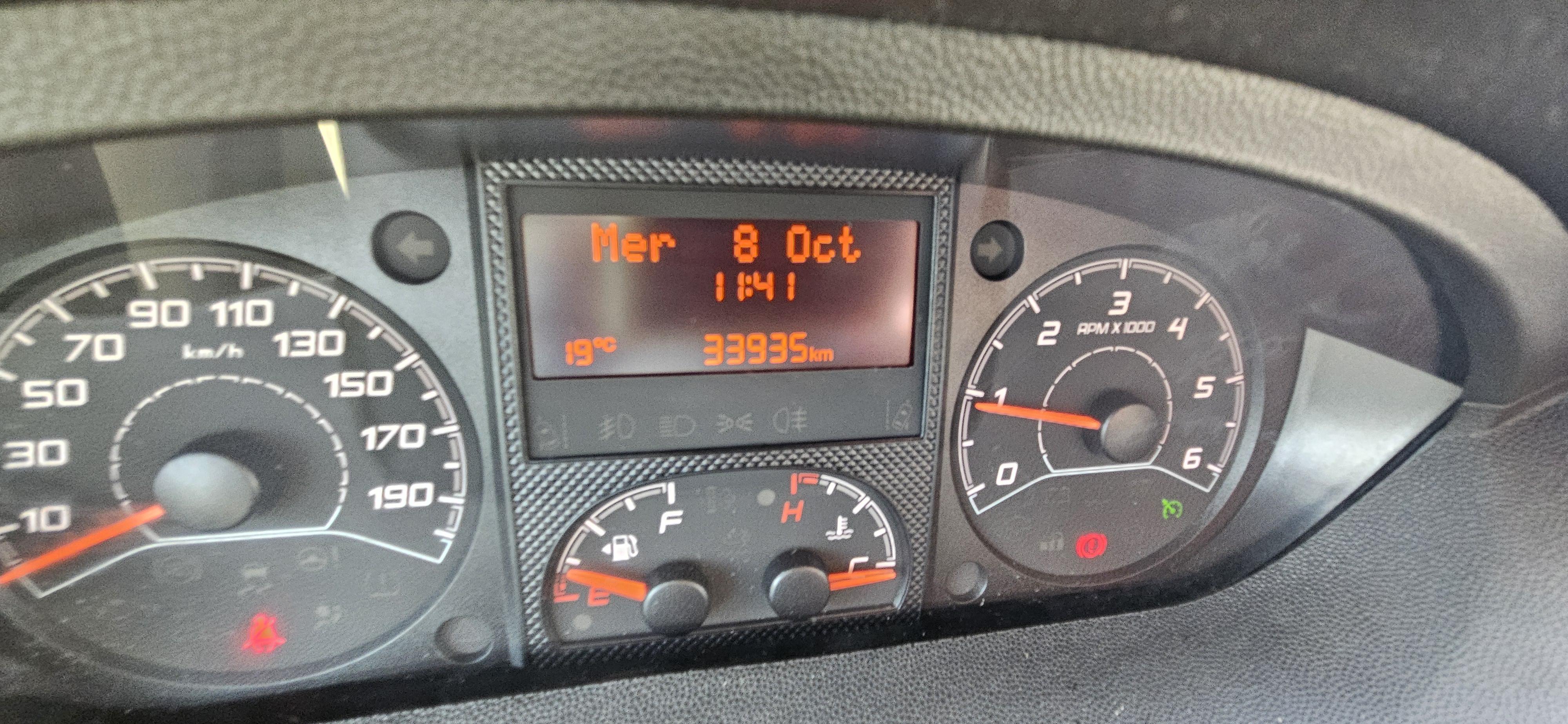  - 8 - PILOTE P 746 FC ESSENTIEL 