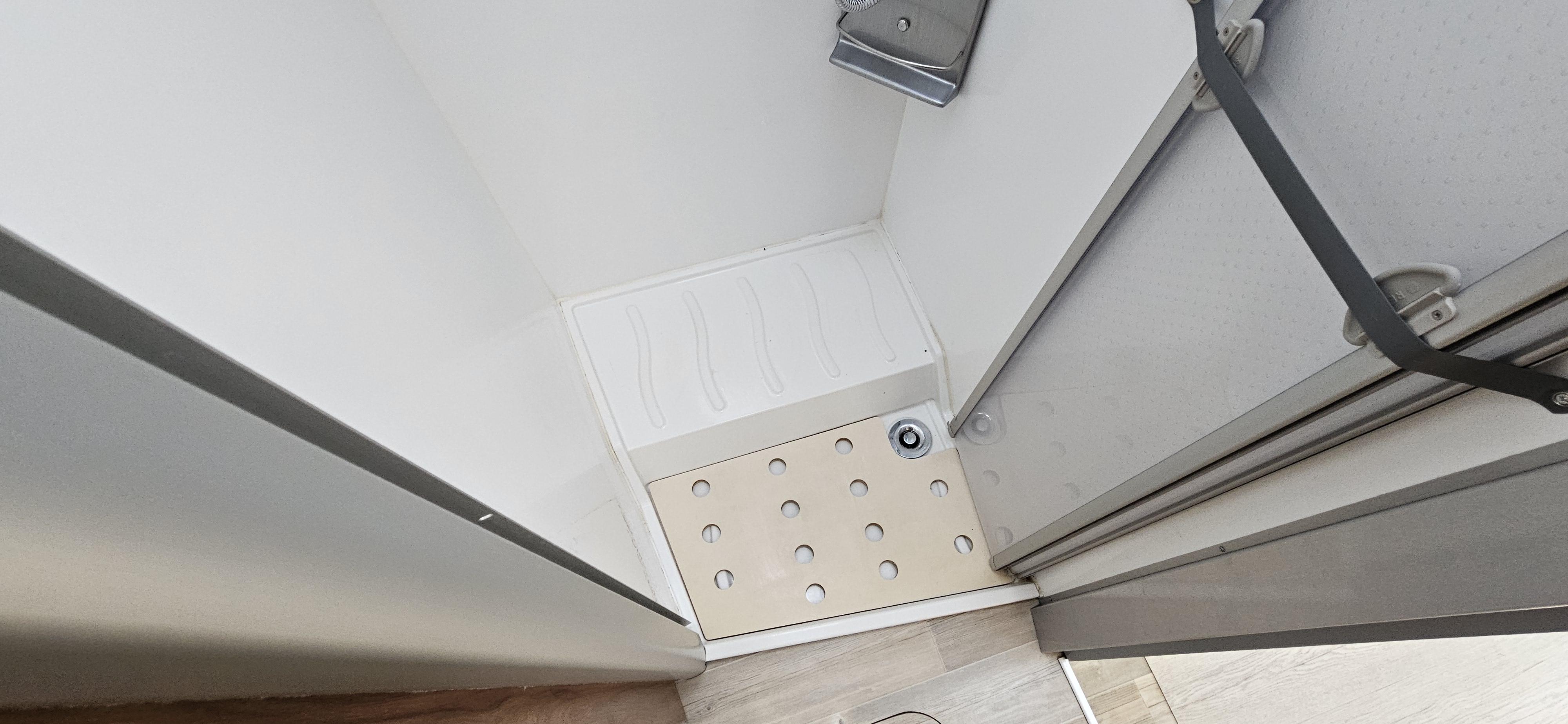  - 25 - PILOTE P 746 FC ESSENTIEL 