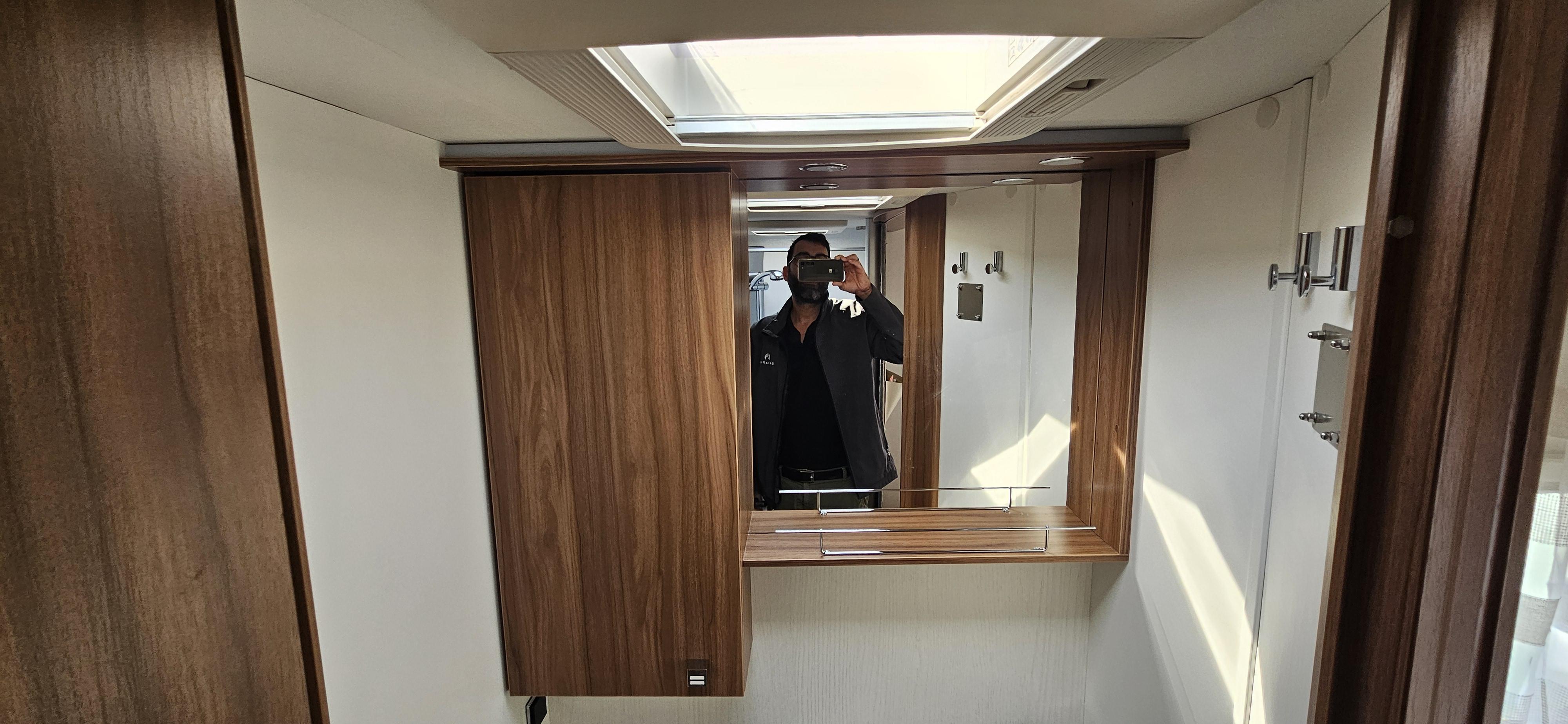  - 28 - PILOTE P 746 FC ESSENTIEL 