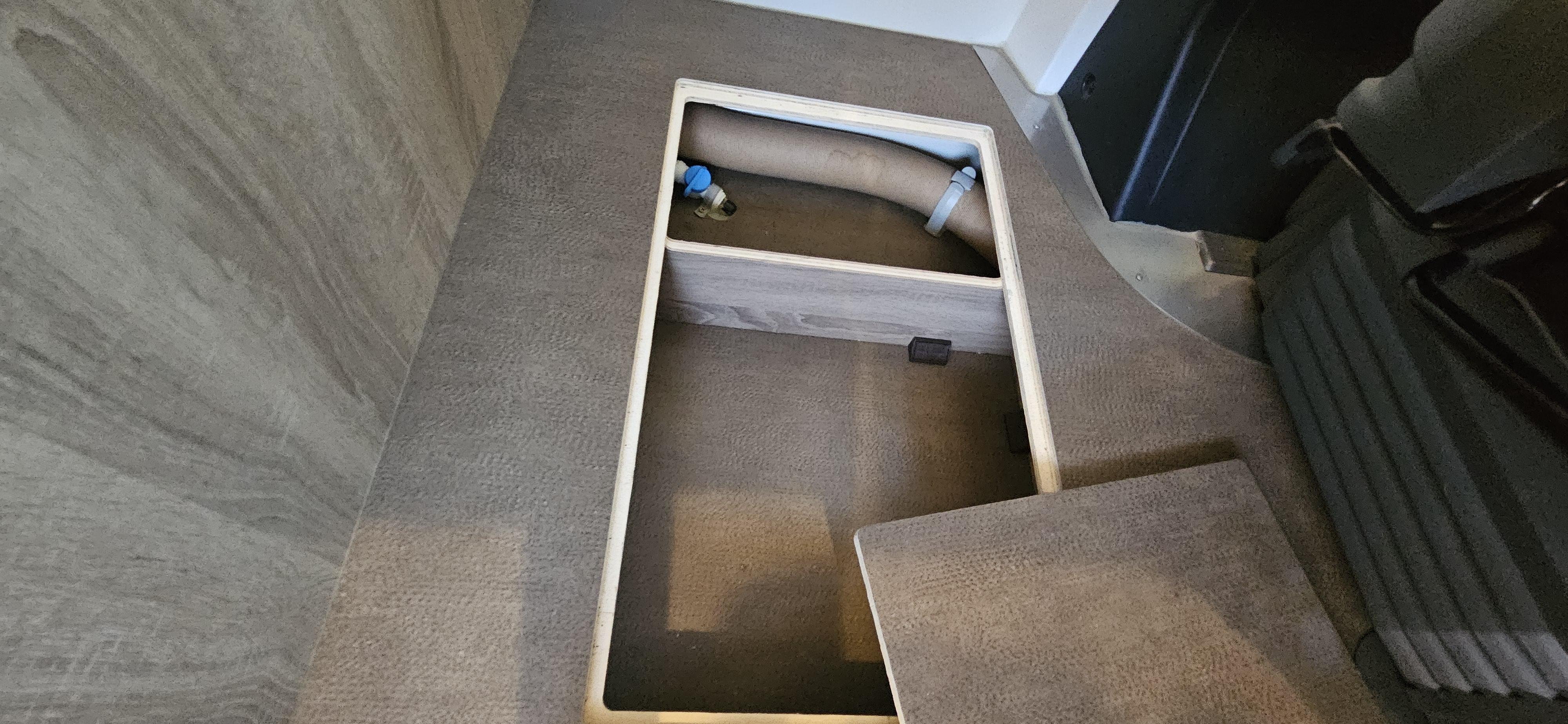  - 17 - FONT VENDOME VAN TURA 