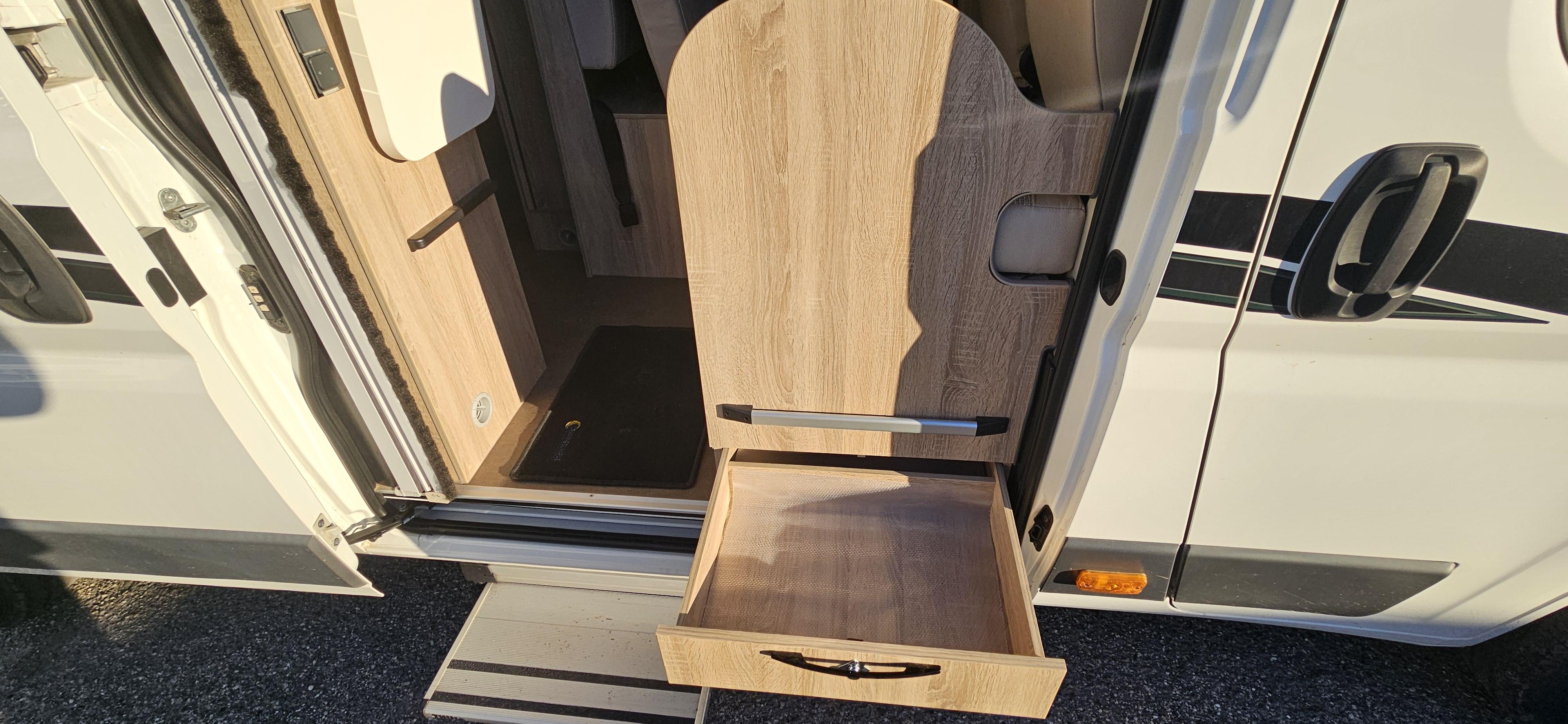  - 22 - FONT VENDOME VAN TURA 