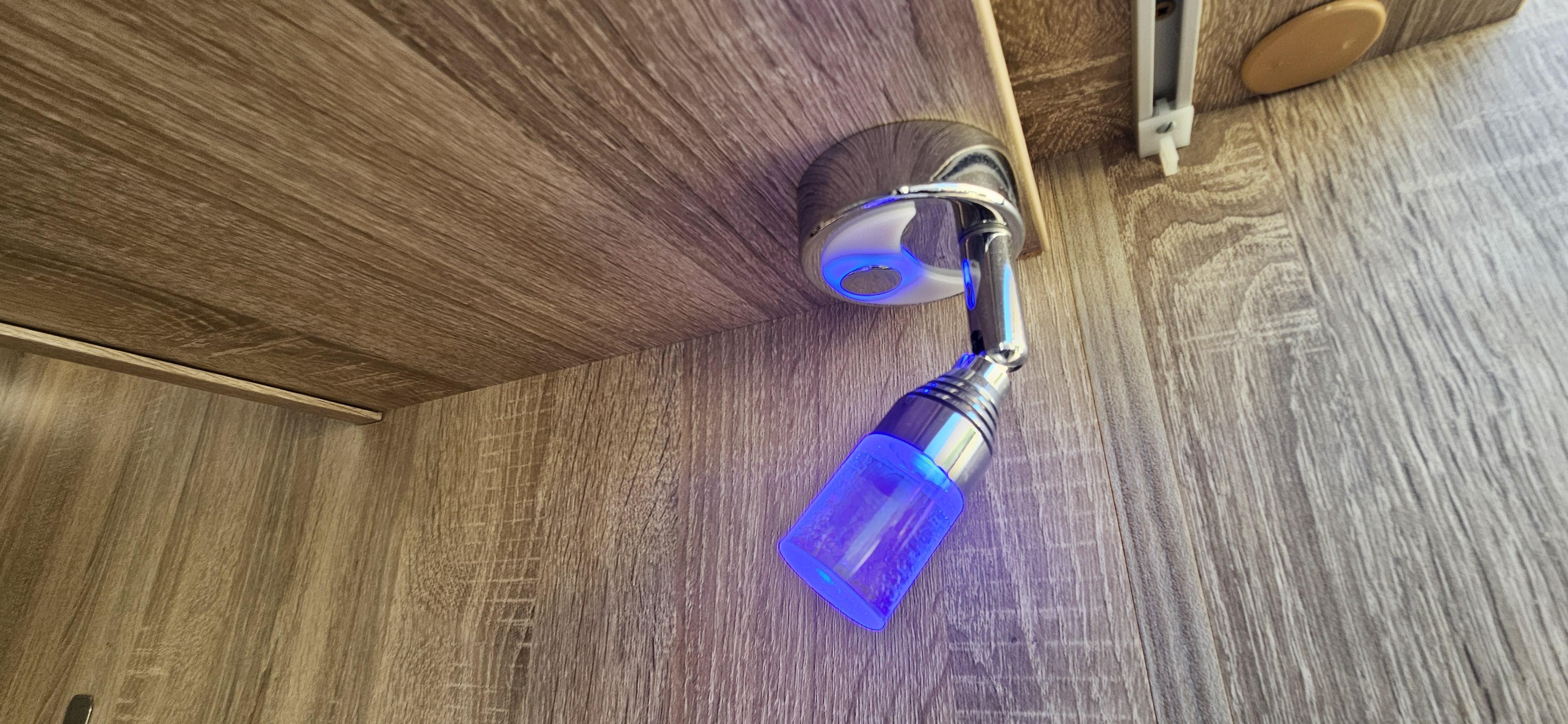  - 28 - FONT VENDOME VAN TURA 