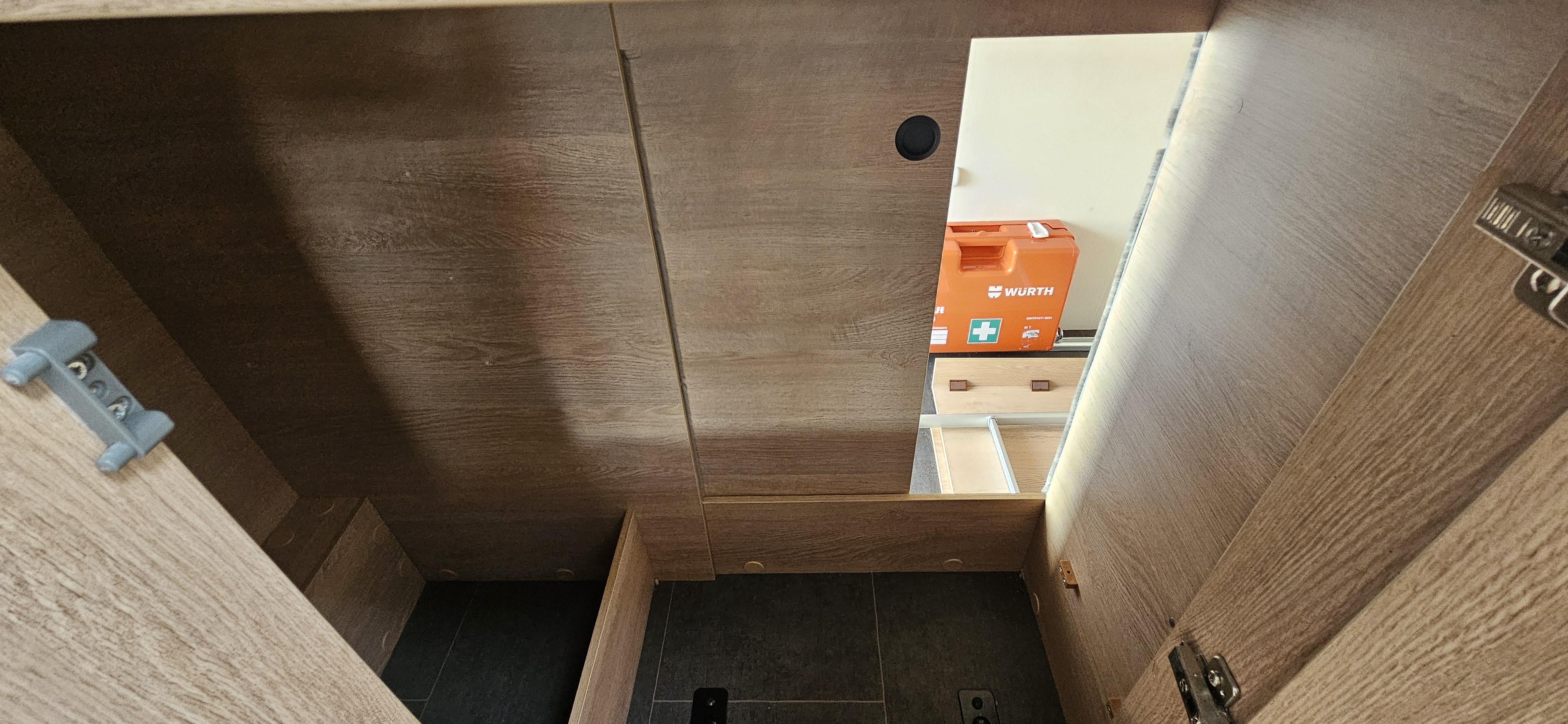  - 5 - BAVARIA QWEST 696G EDITION SPECIALE 