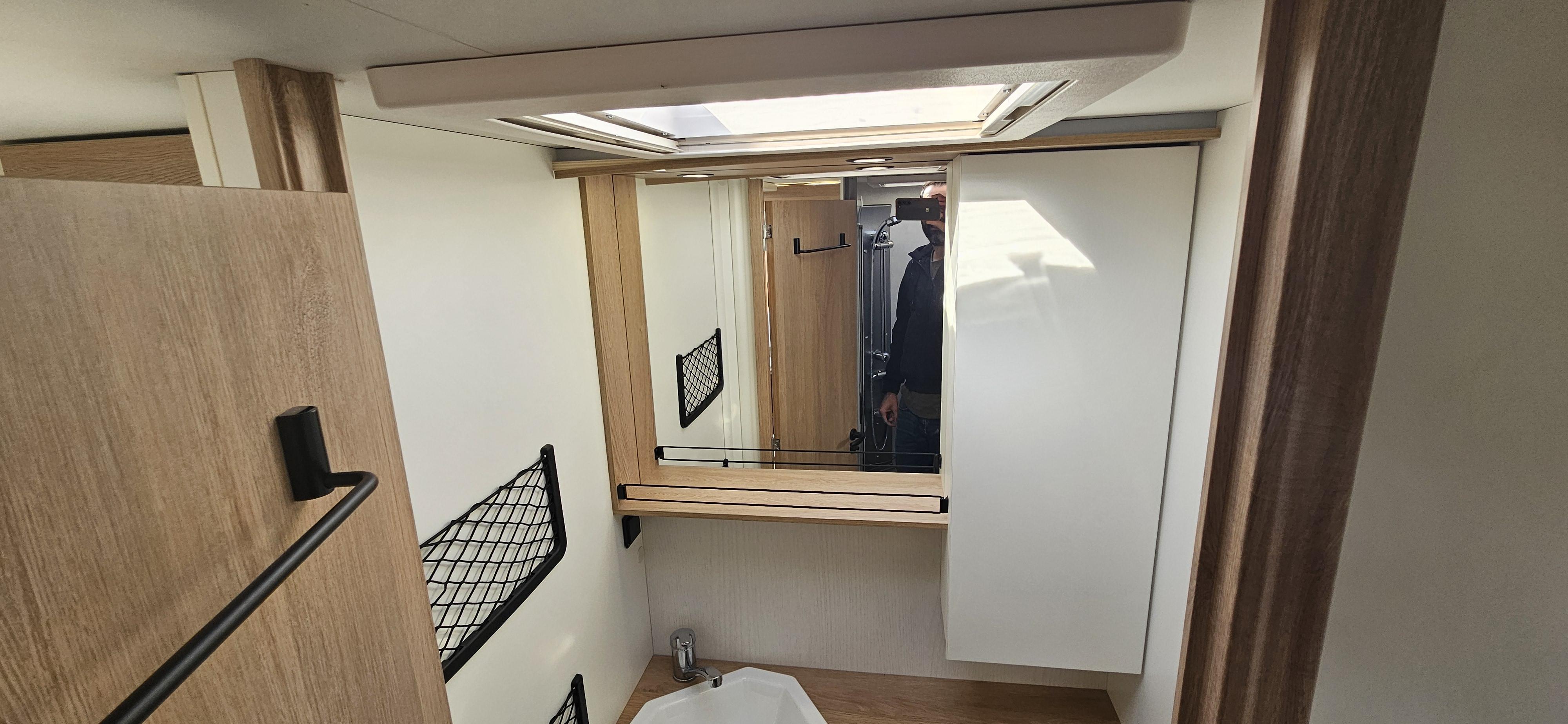  - 8 - BAVARIA QWEST 696G EDITION SPECIALE 