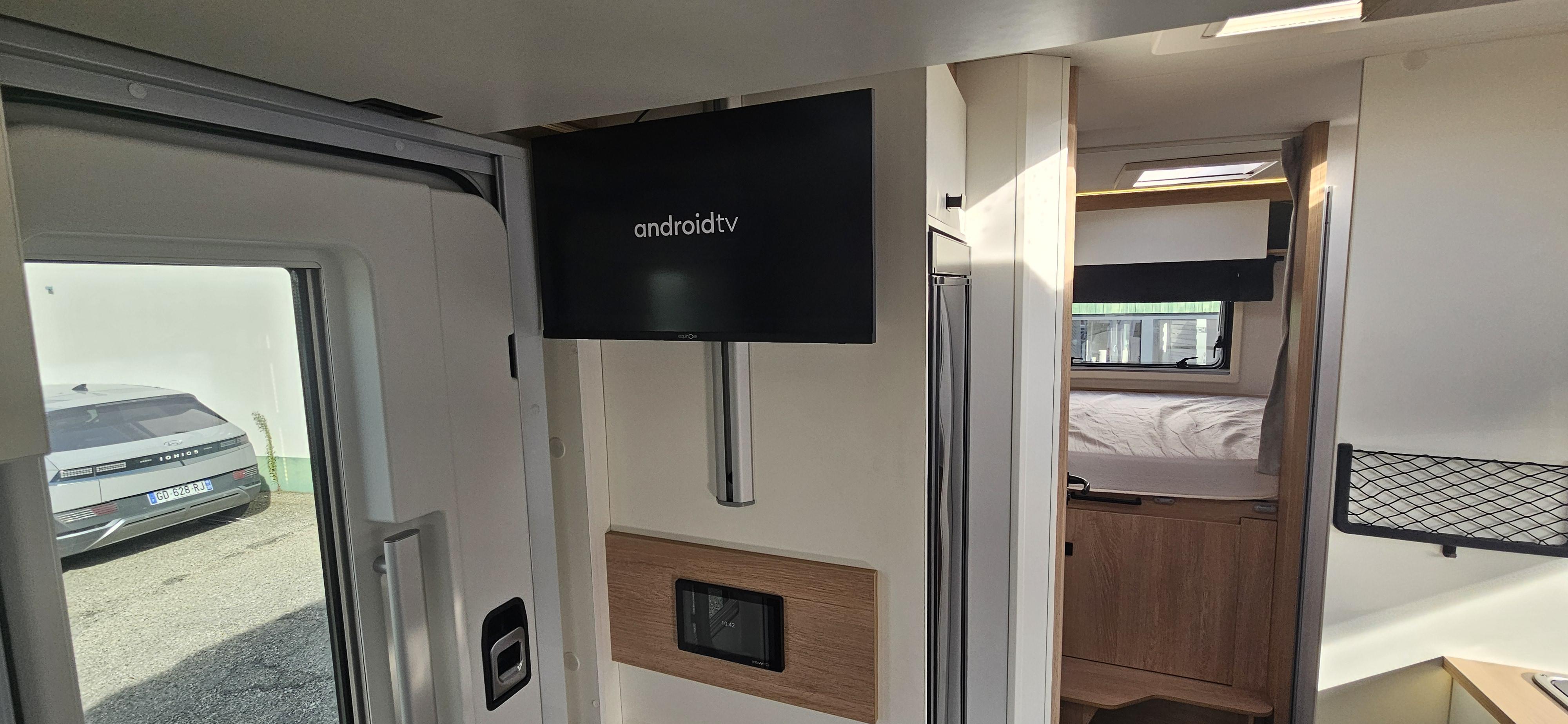  - 18 - BAVARIA QWEST 696G EDITION SPECIALE 