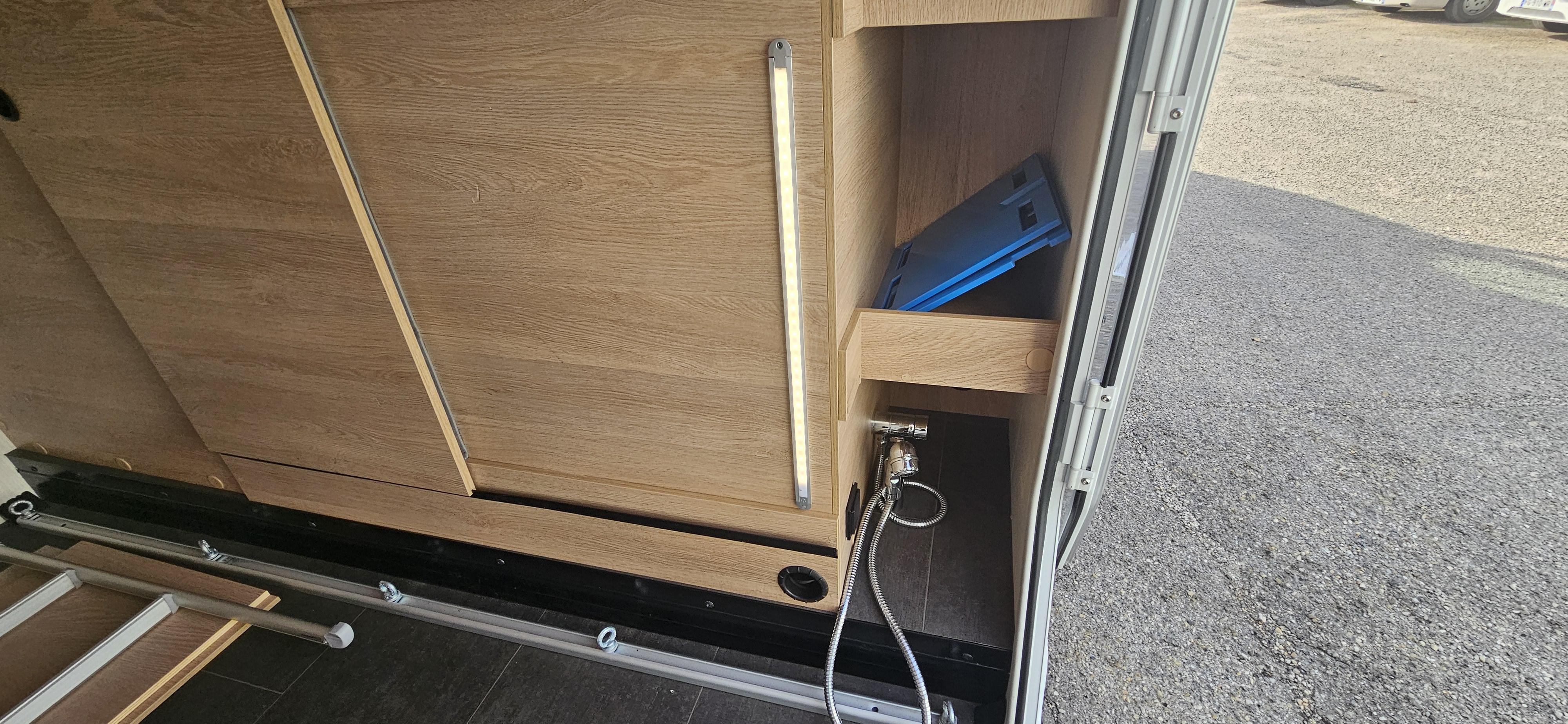  - 31 - BAVARIA QWEST 696G EDITION SPECIALE 