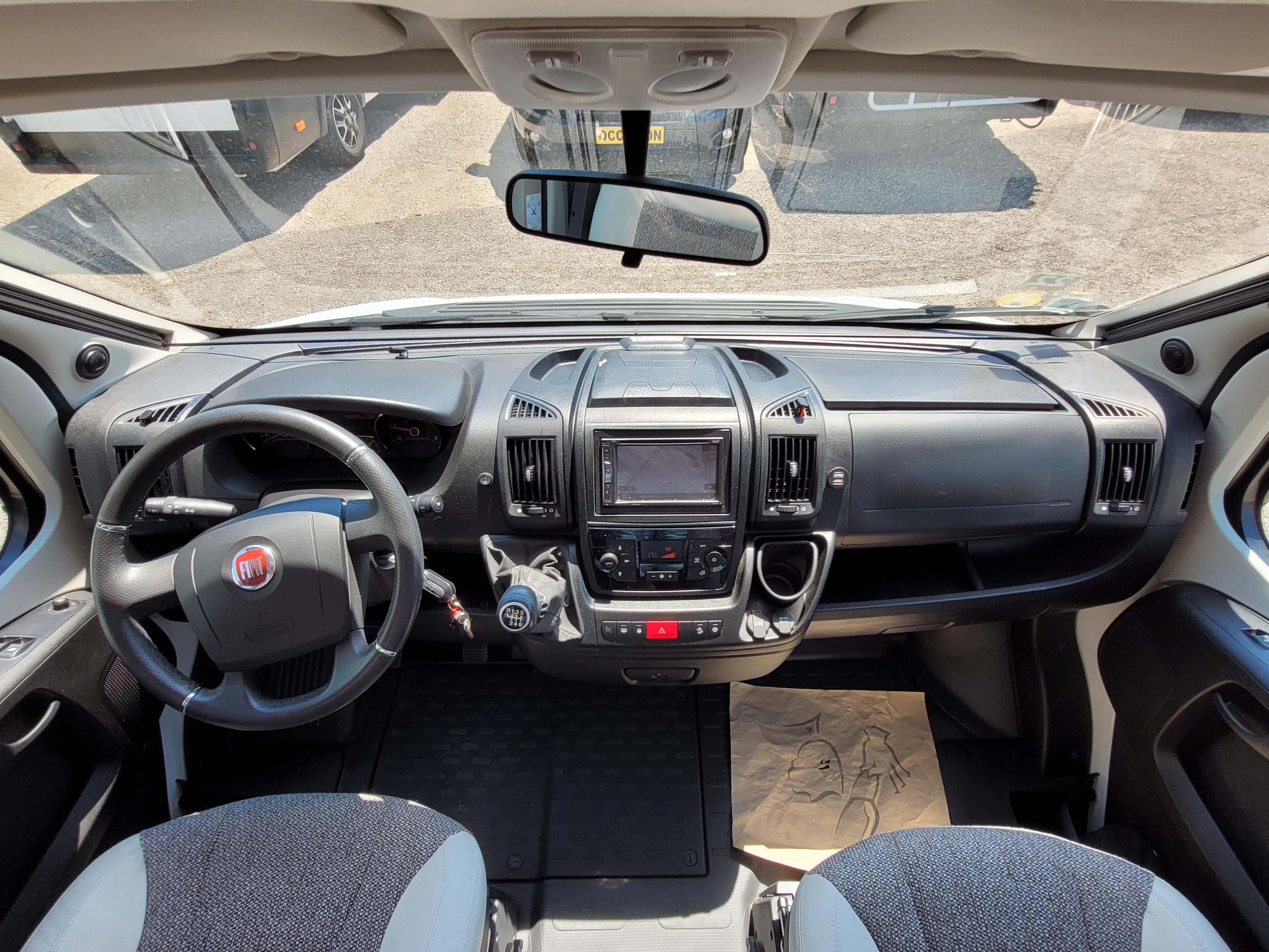  - 6 - DETHLEFFS TREND T 7057 DBL 