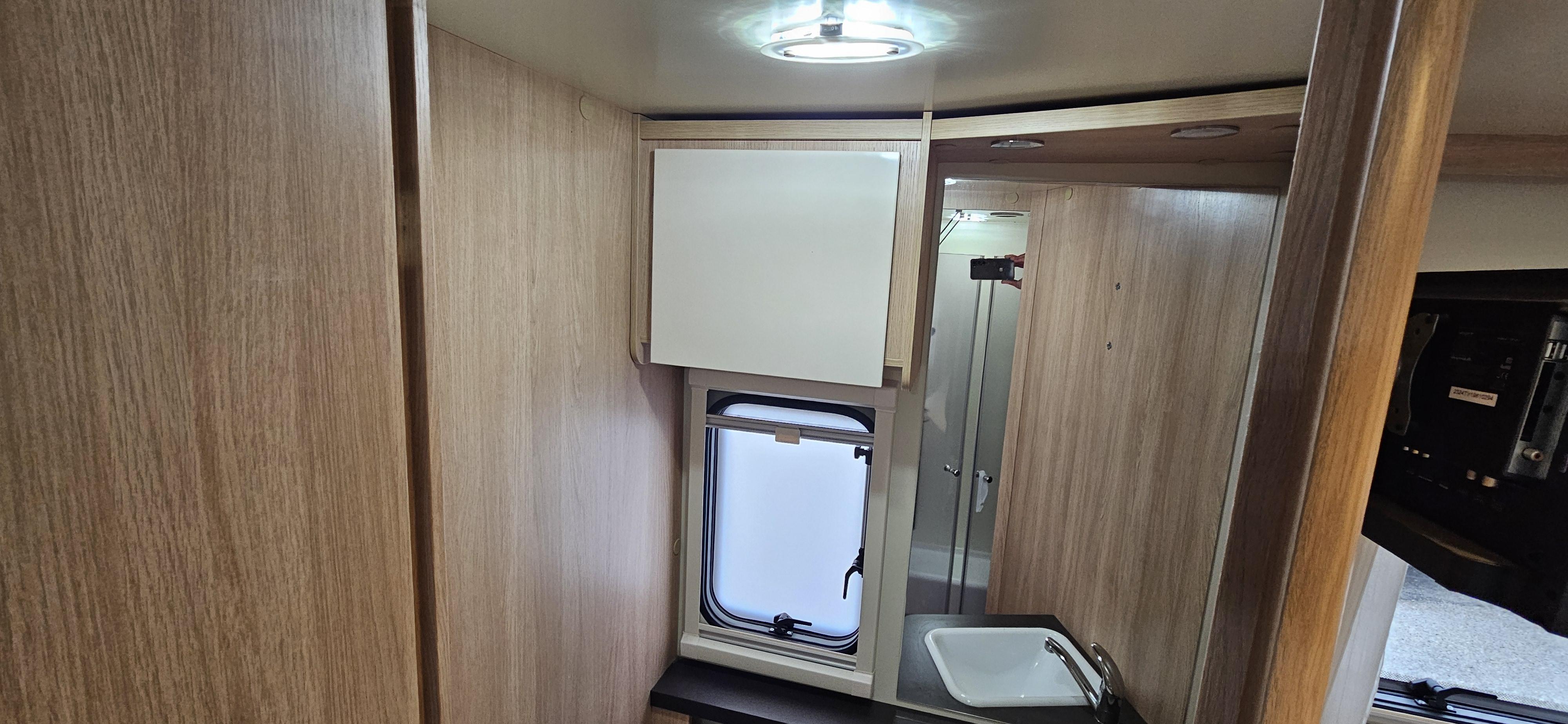  - 25 - GIOTTILINE SIENA 390 PRIVILEGE 