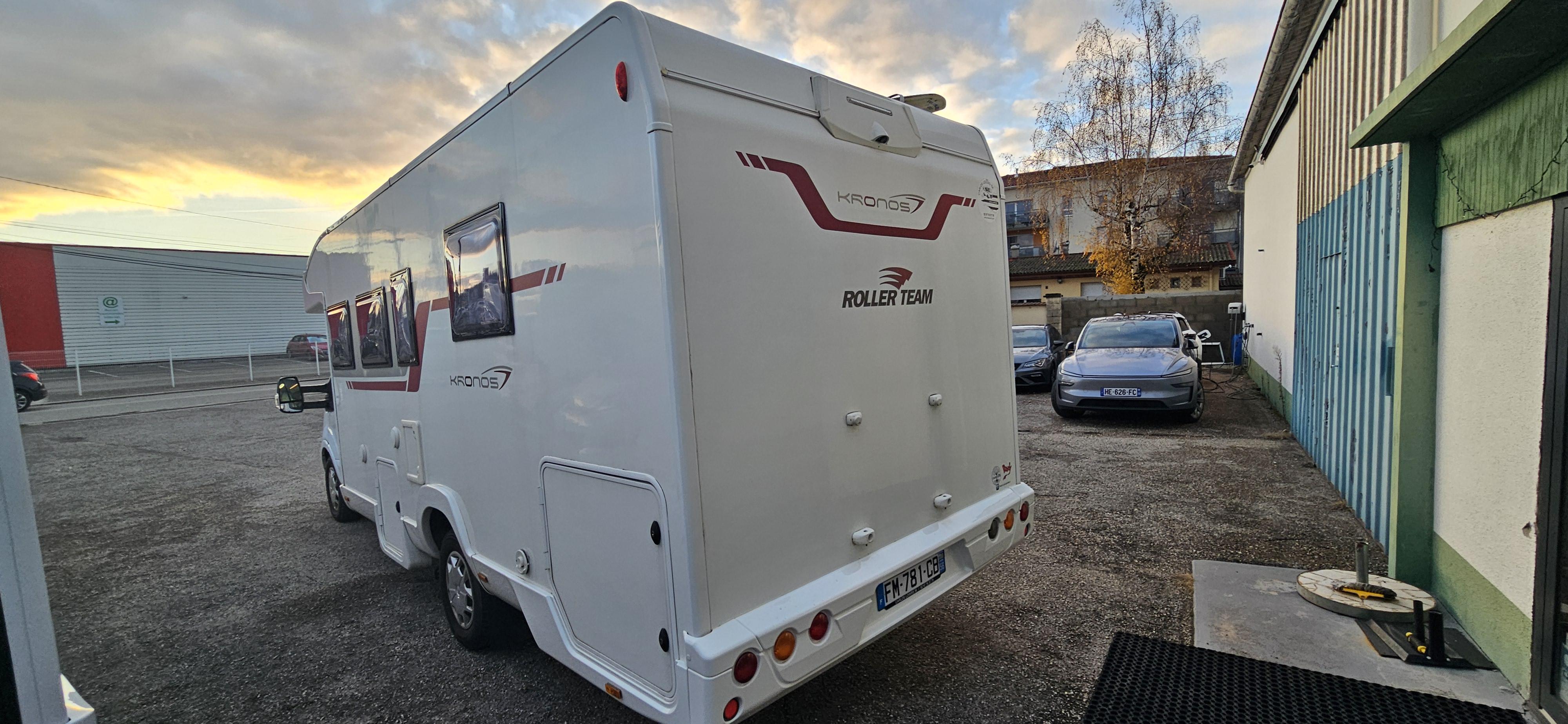  - 9 - ROLLER TEAM KRONOS 267 TL 