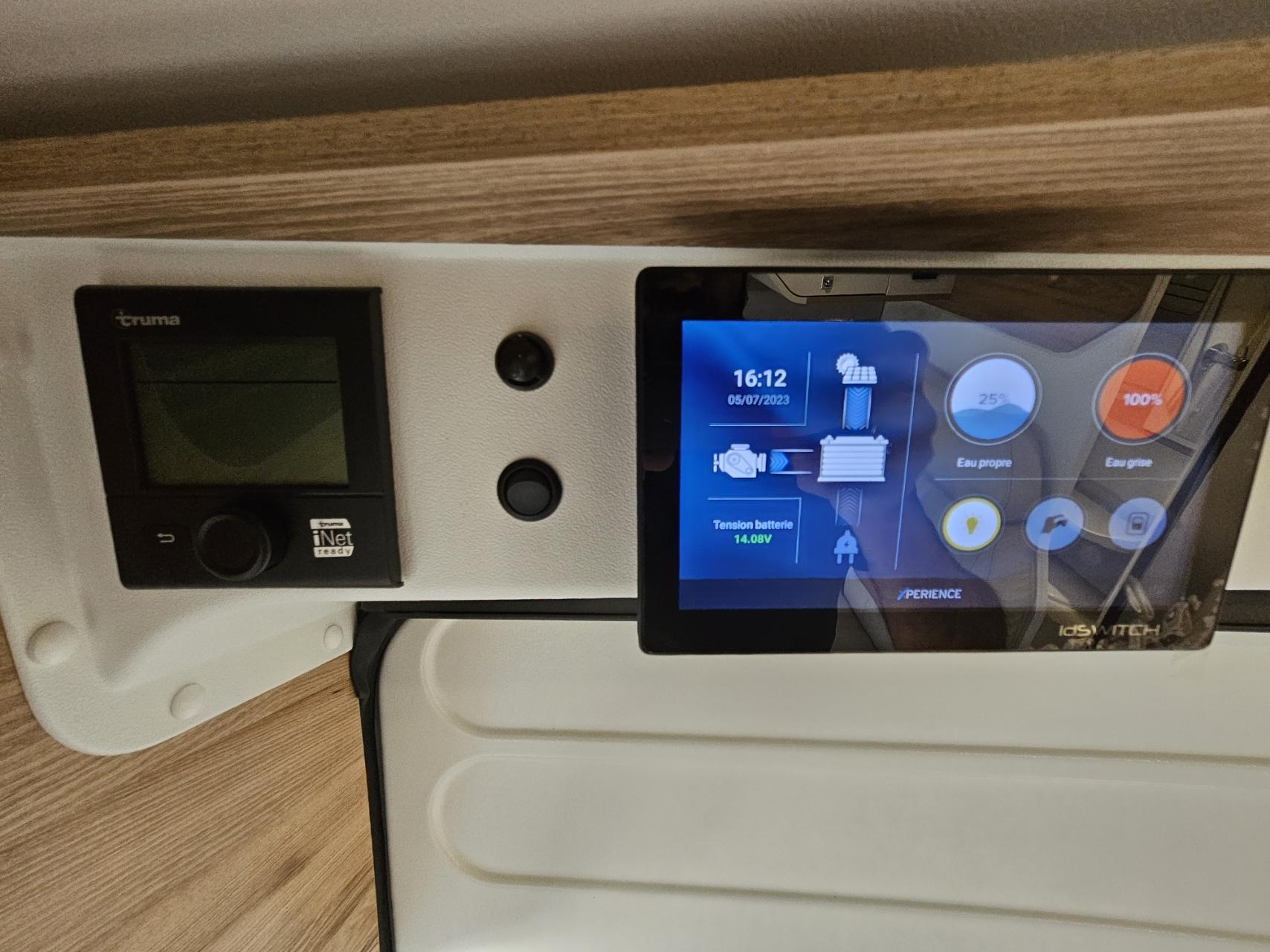  - 13 - BAVARIA K600G 