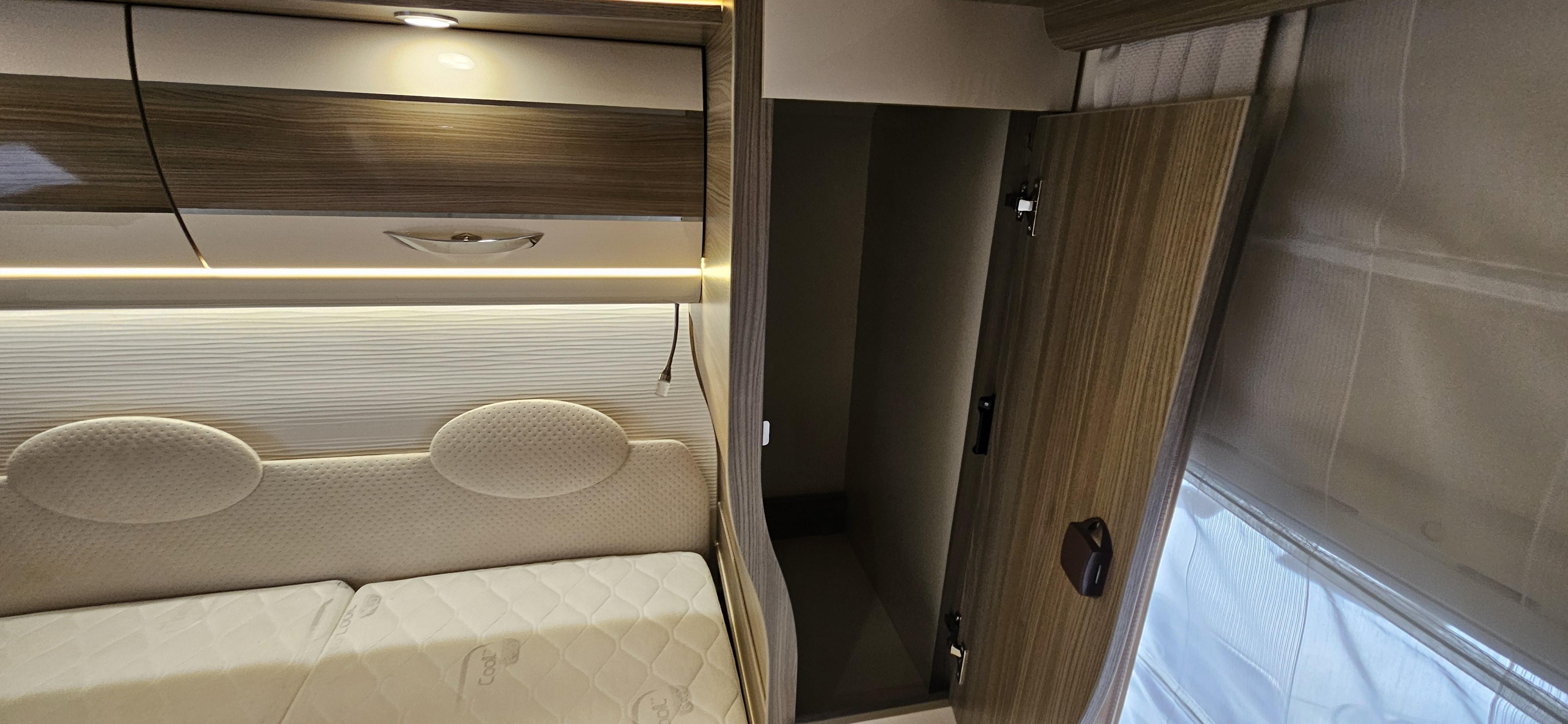  - 32 - AUTOSTAR PASSION 730 LCA 