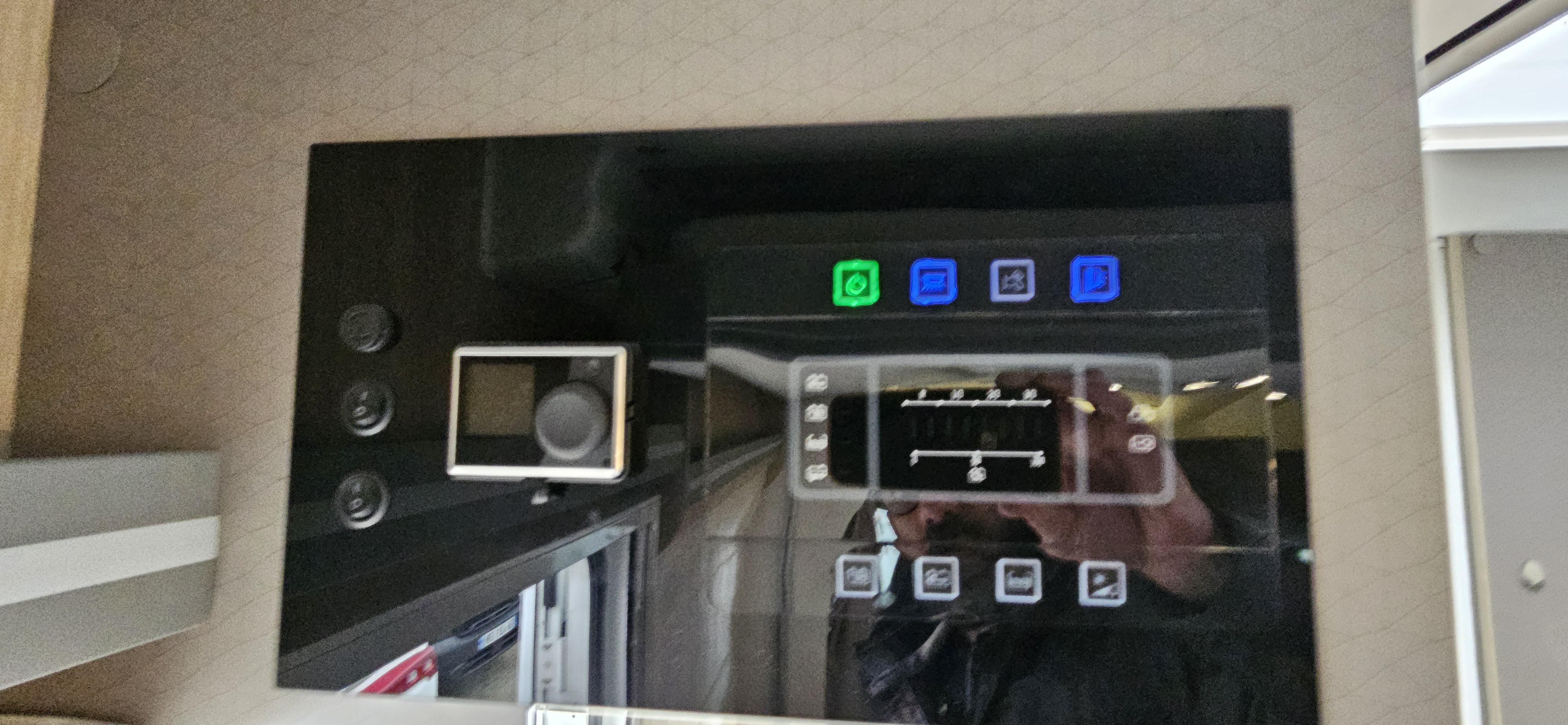  - 16 - CHAUSSON 650 FIRST LINE 