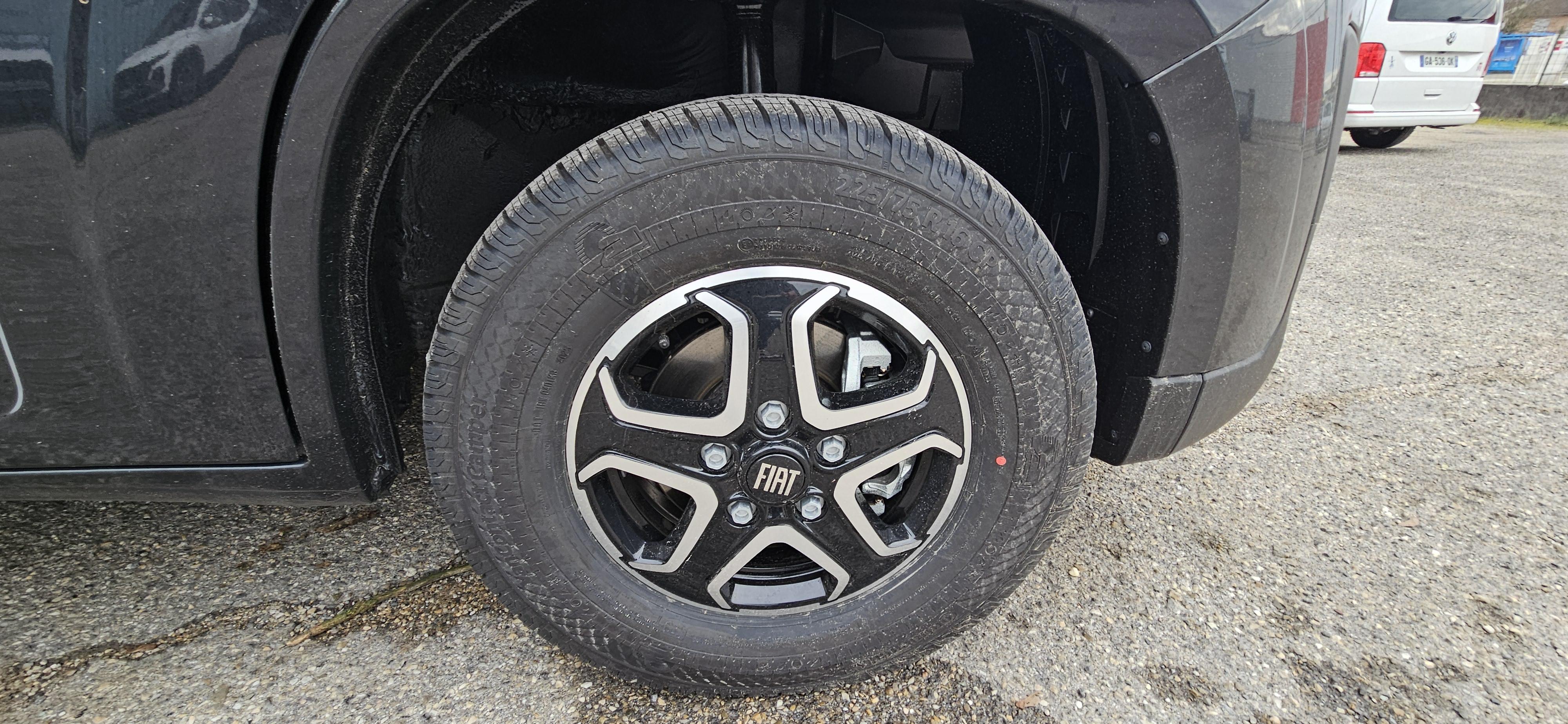  - 7 - BAVARIA T740FC  NOMADE 