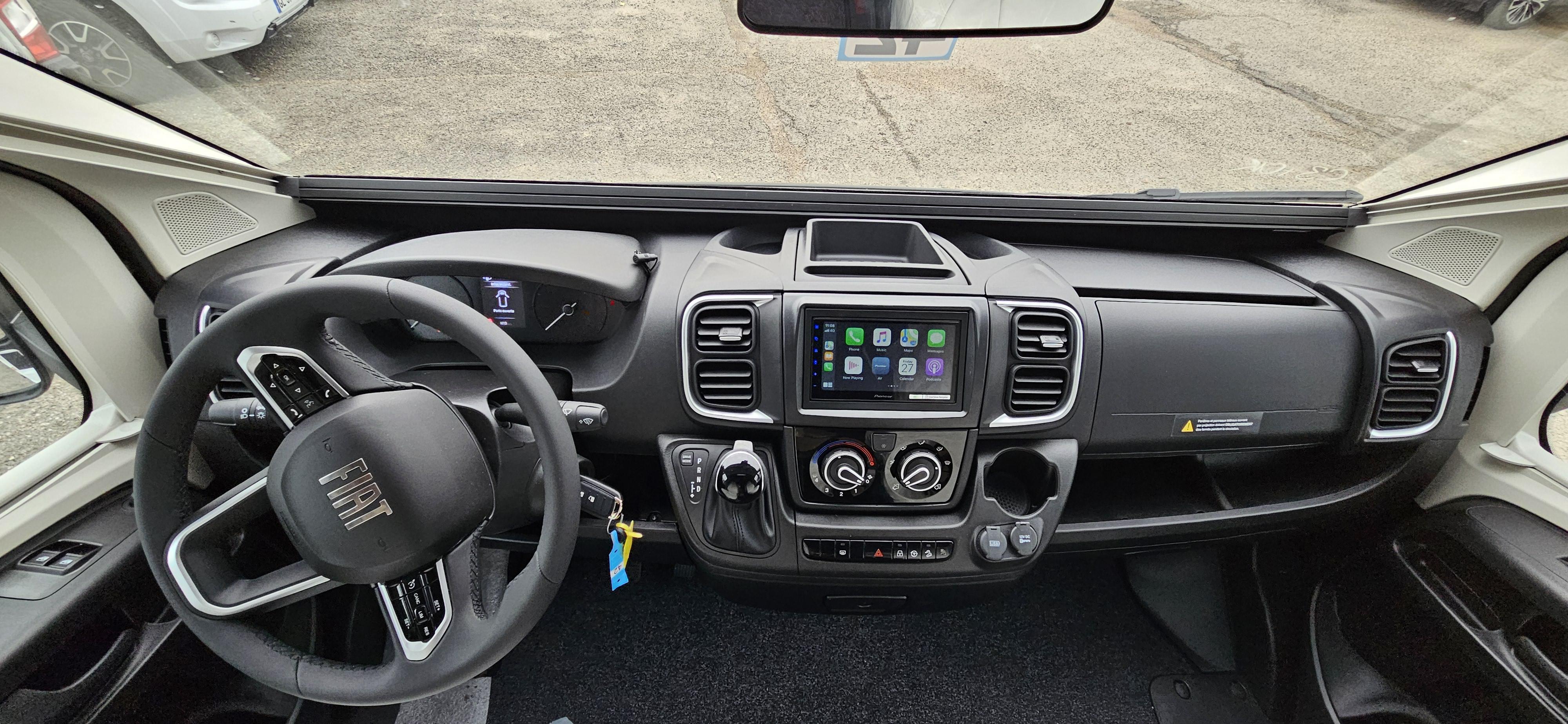  - 8 - BAVARIA T740FC  NOMADE 