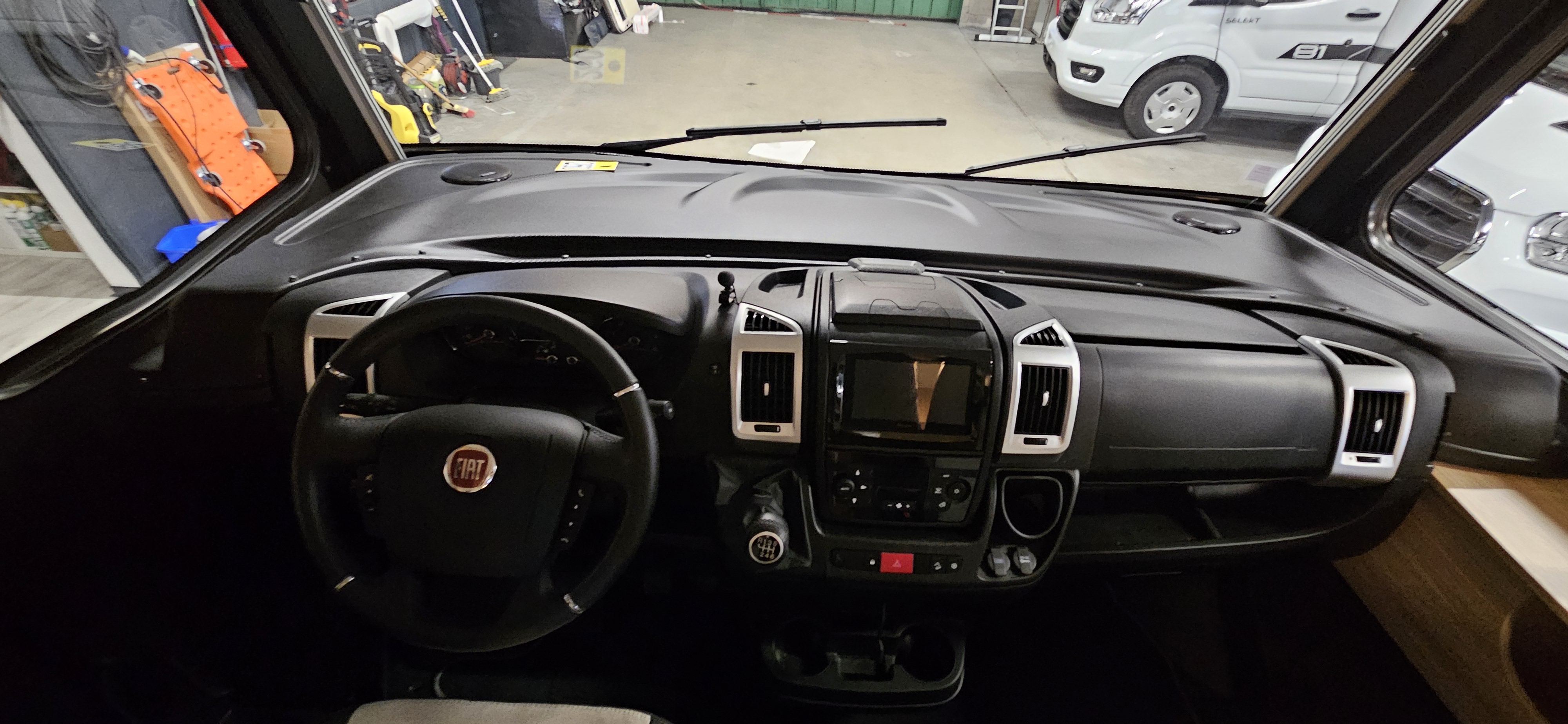  - 4 - SUNLIGHT I68 ADVENTURE EDITION 