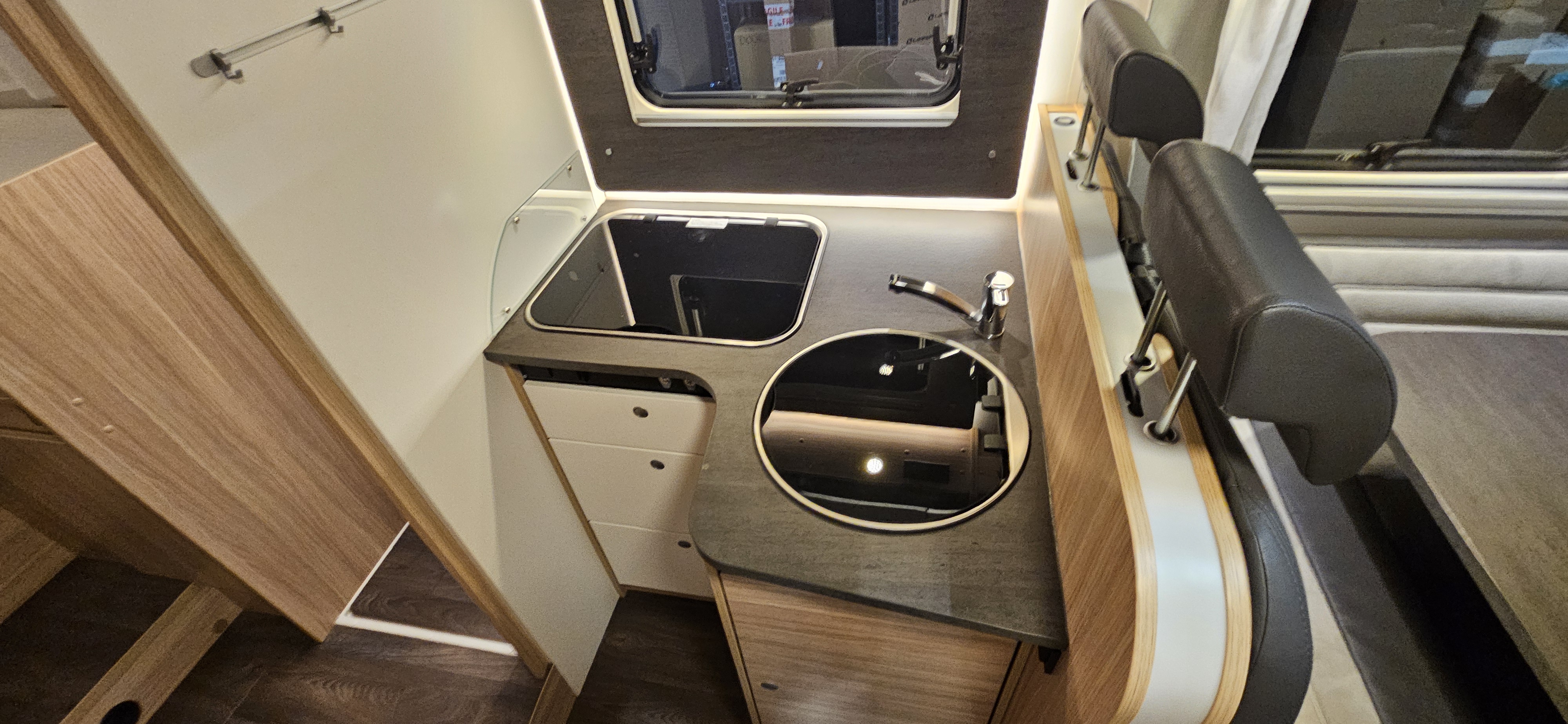  - 7 - SUNLIGHT I68 ADVENTURE EDITION 