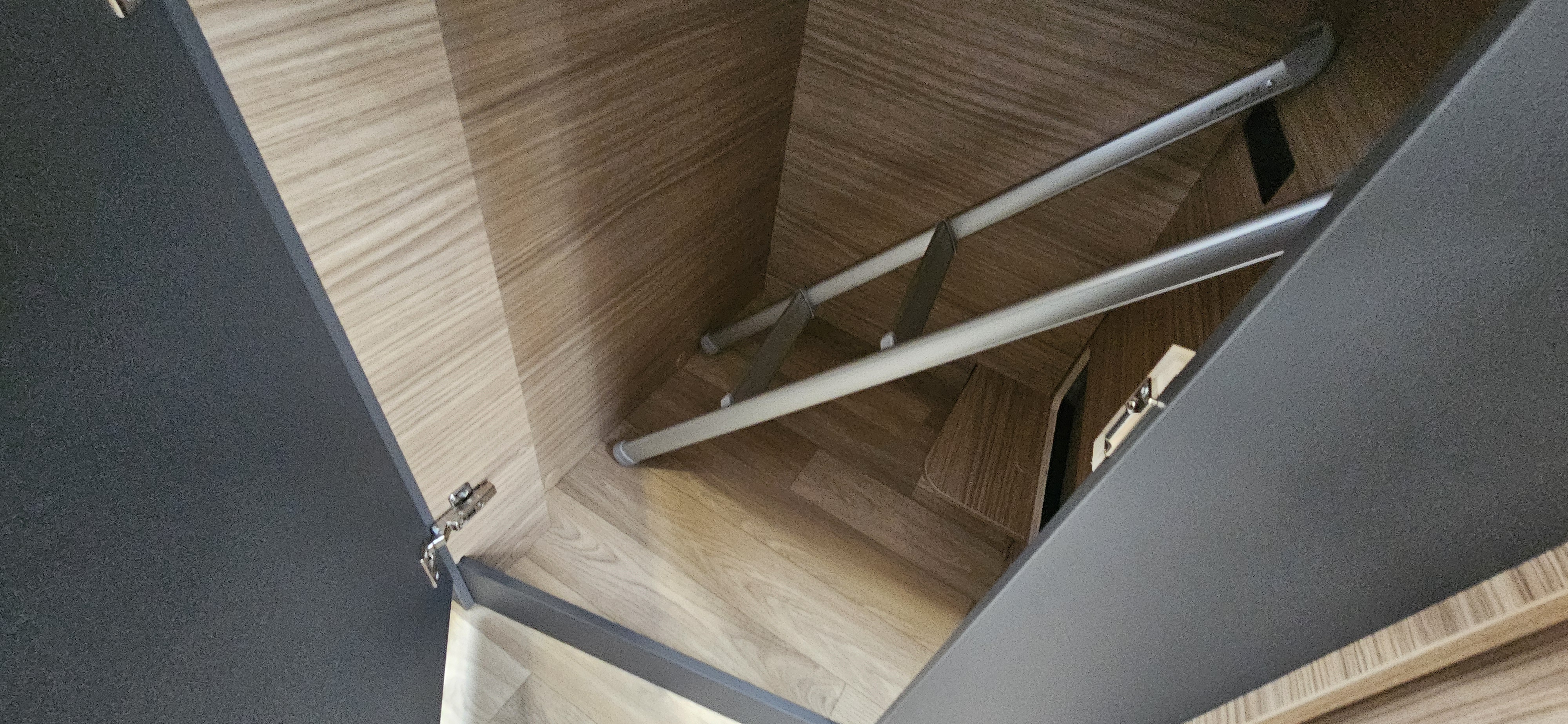  - 14 - BAVARIA T 720 FGJ INTENSE 