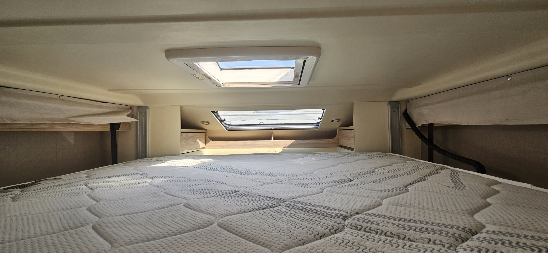  - 7 - FLORIUM MAYFLOWER 67 LO 