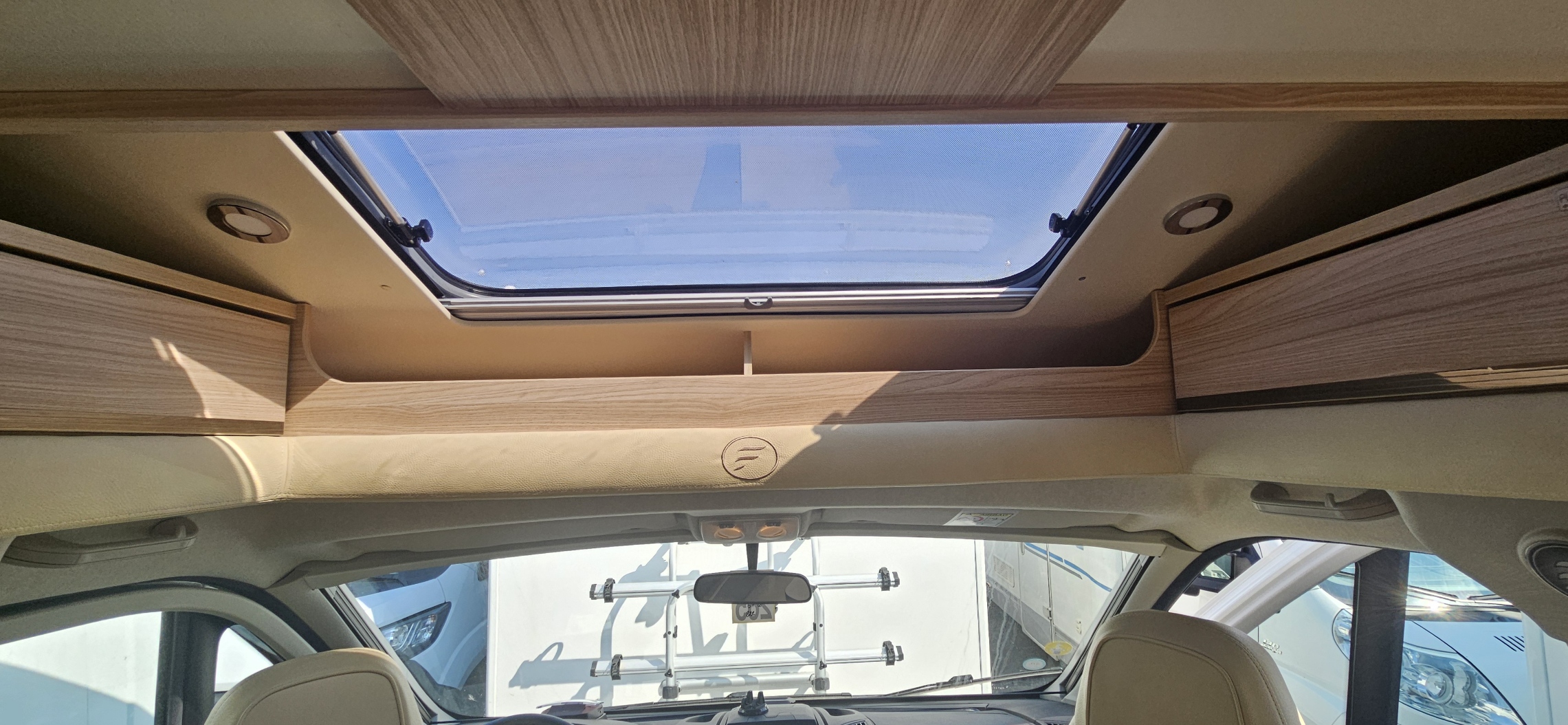  - 8 - FLORIUM MAYFLOWER 67 LO 