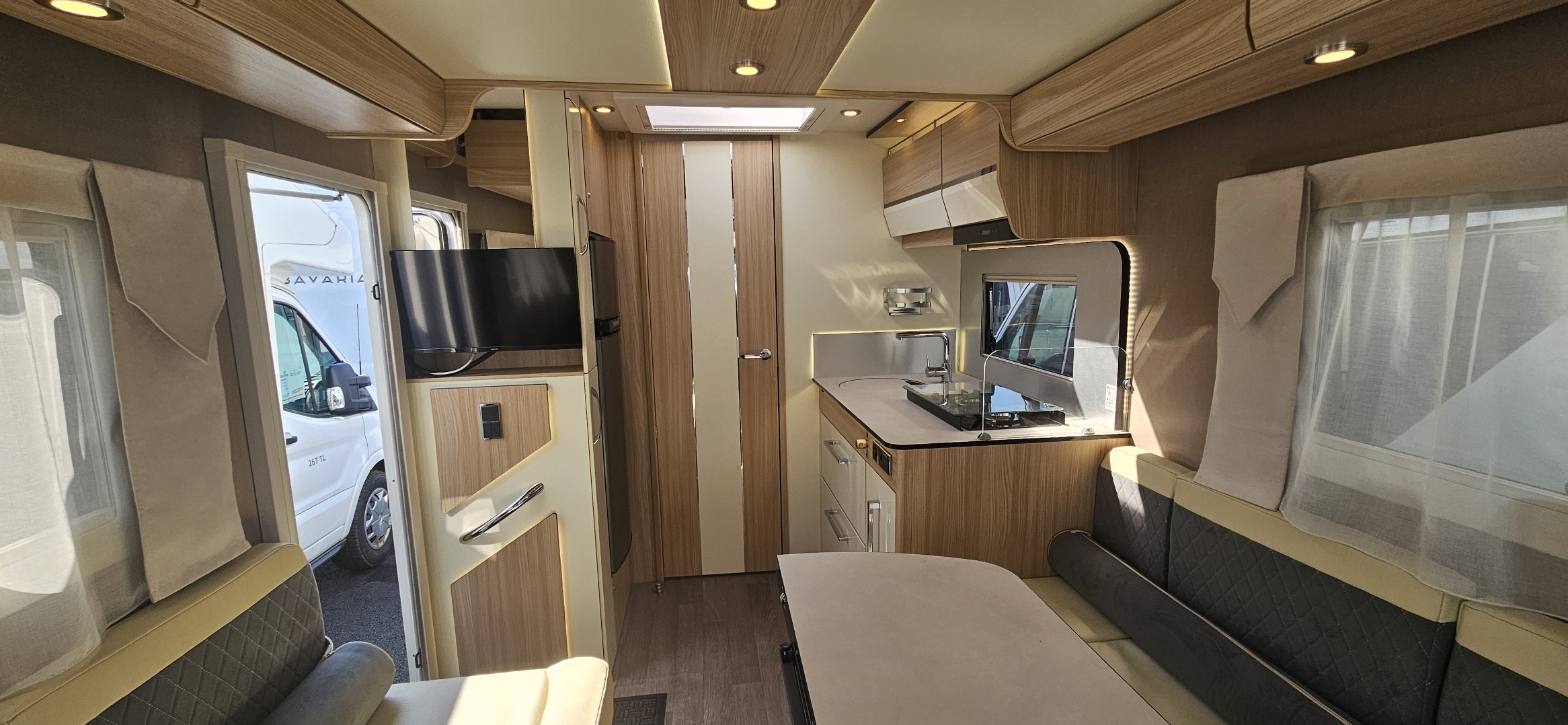  - 11 - FLORIUM MAYFLOWER 67 LO 