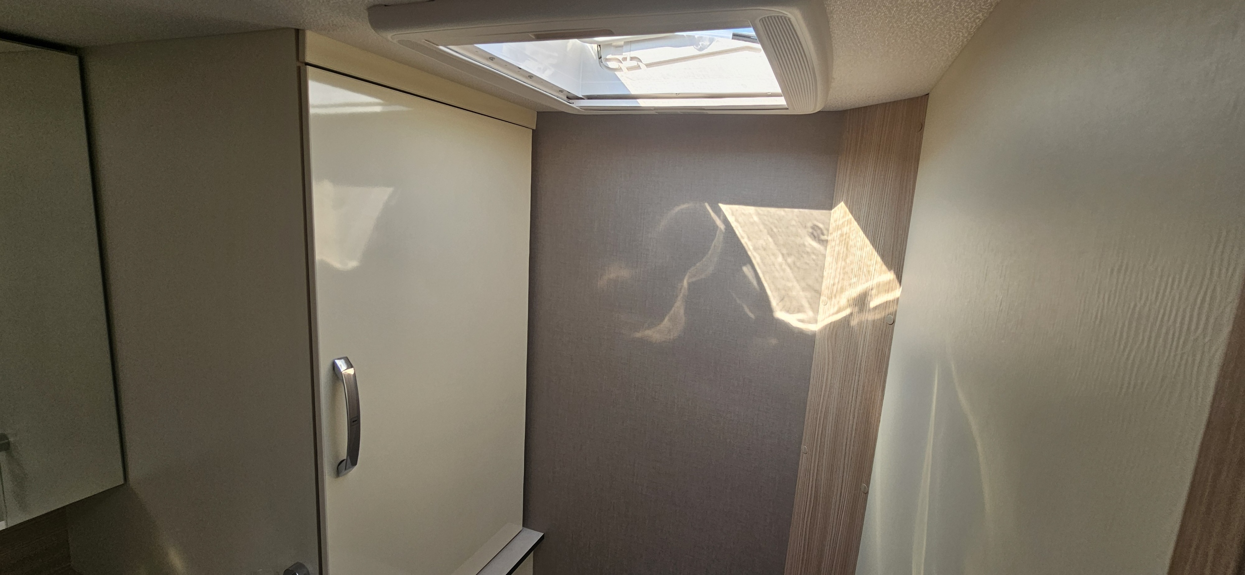  - 23 - FLORIUM MAYFLOWER 67 LO 