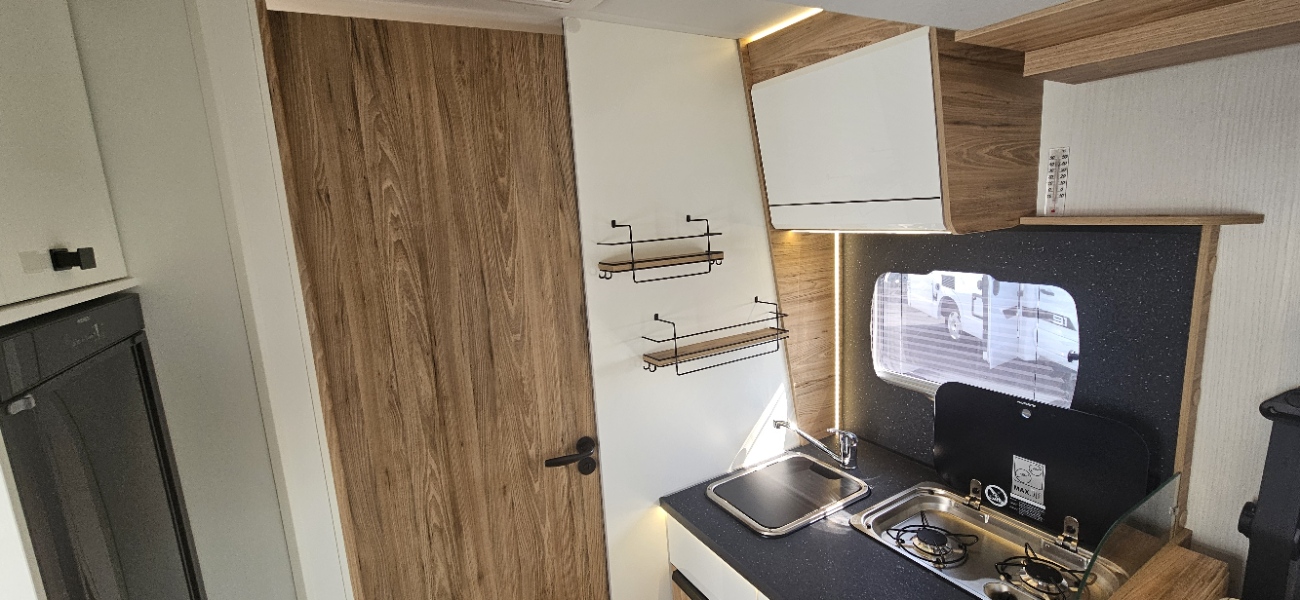  - 18 - BAVARIA T 726 FC NOMADE 