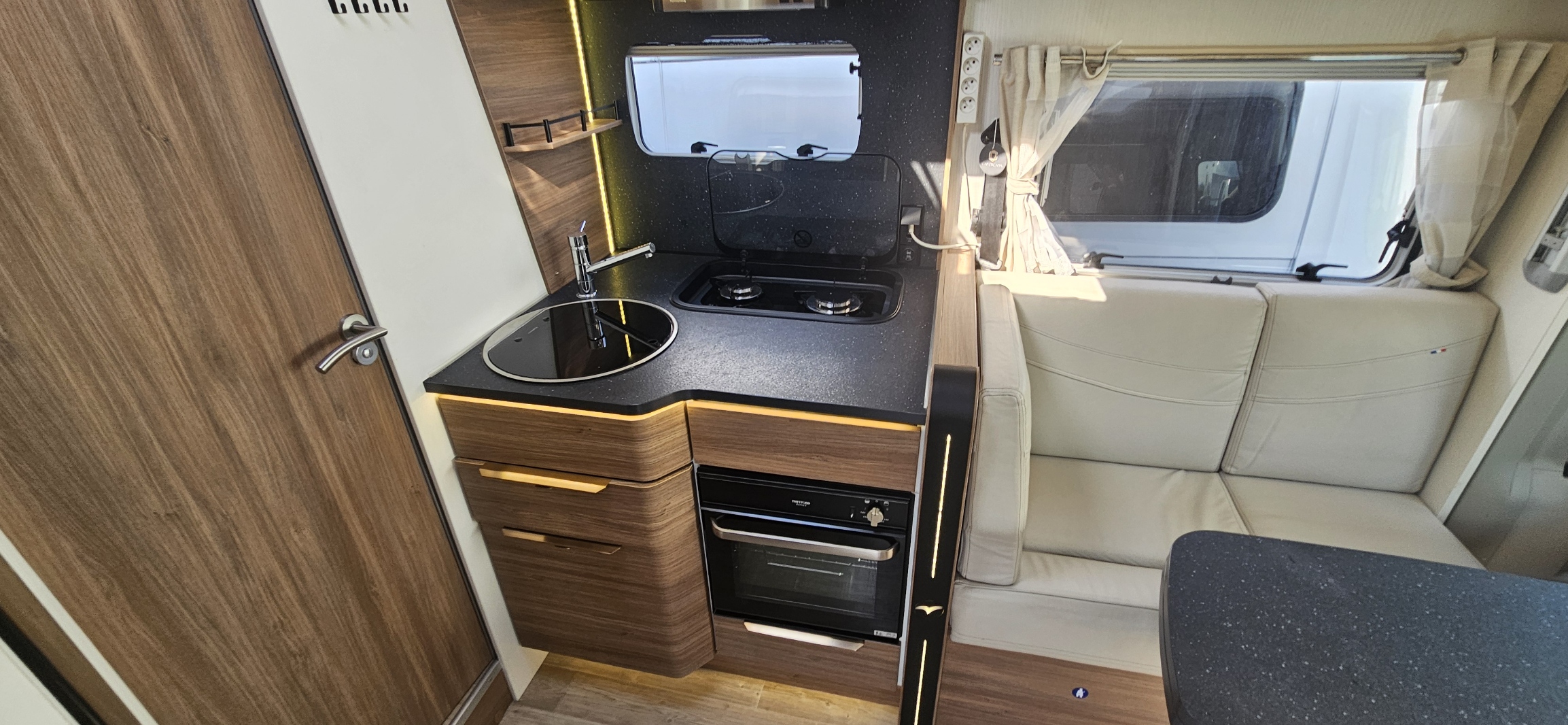  - 21 - PILOTE P746FC SENSATION 