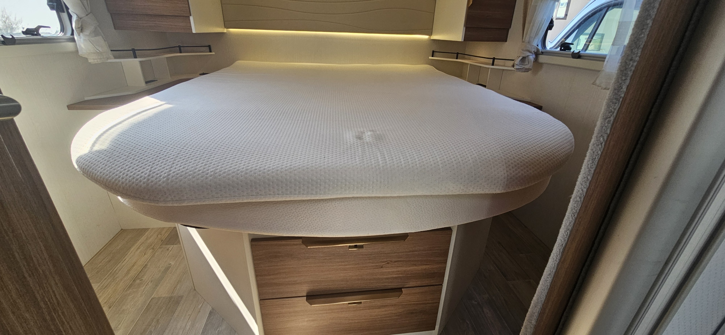  - 25 - PILOTE P746FC SENSATION 