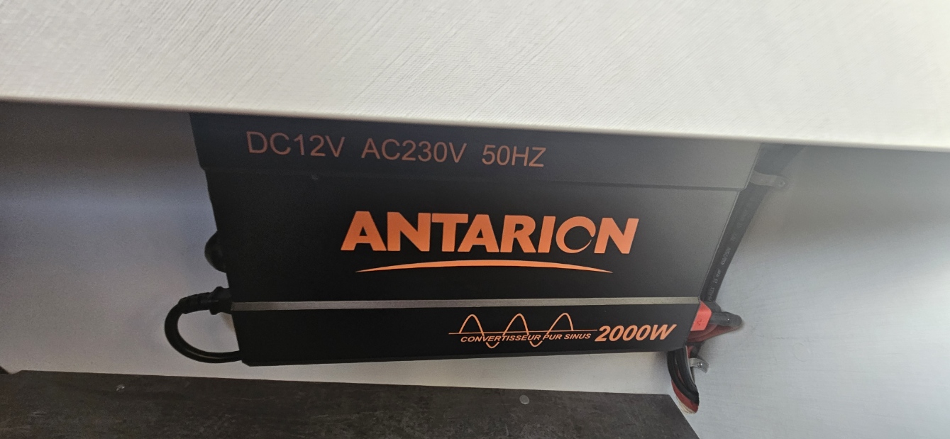  - 11 - DETHLEFFS I 7057 DBL TREND 